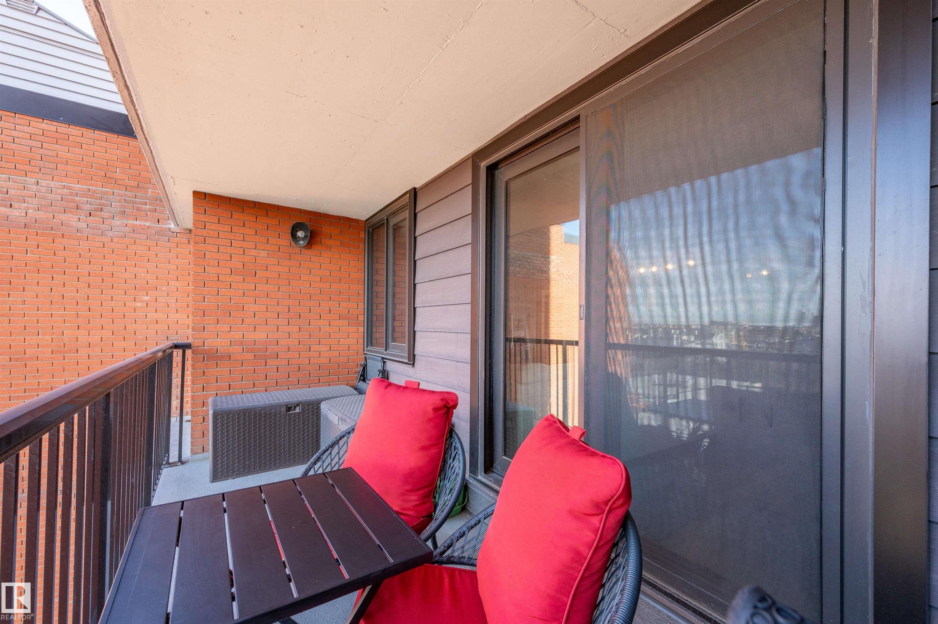 802 10145 109 Street, Edmonton, AB - Outdoor With Exterior