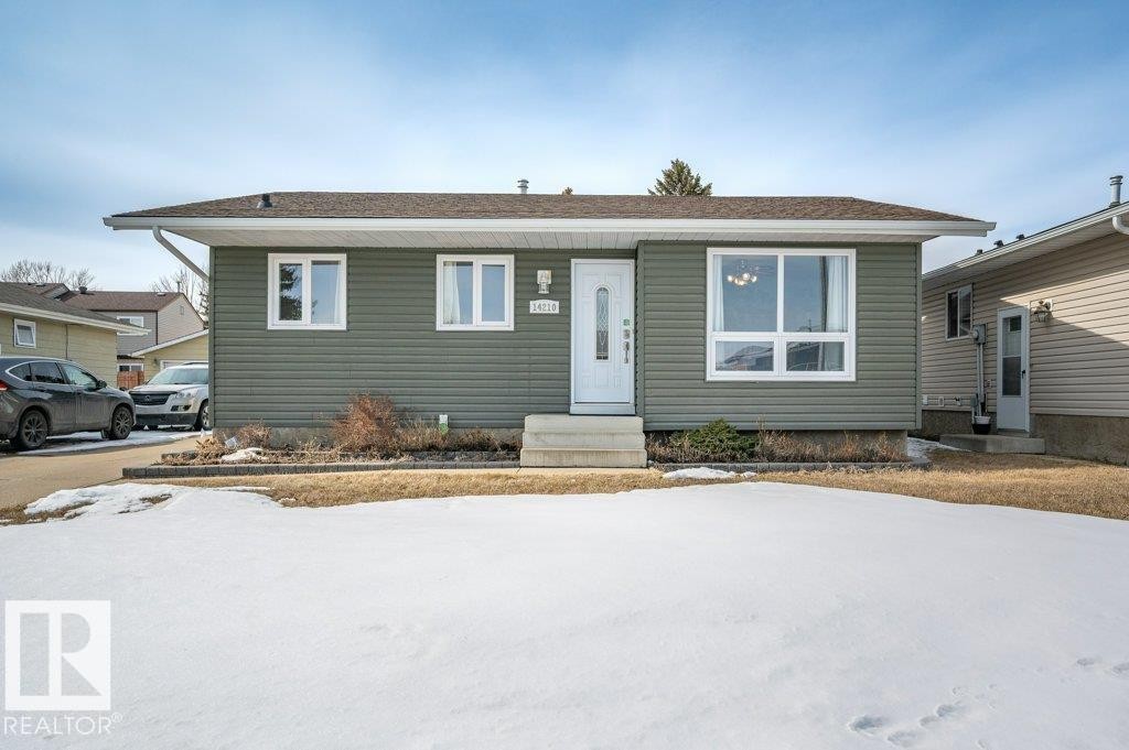 14210 22A Street, Edmonton, AB - Outdoor
