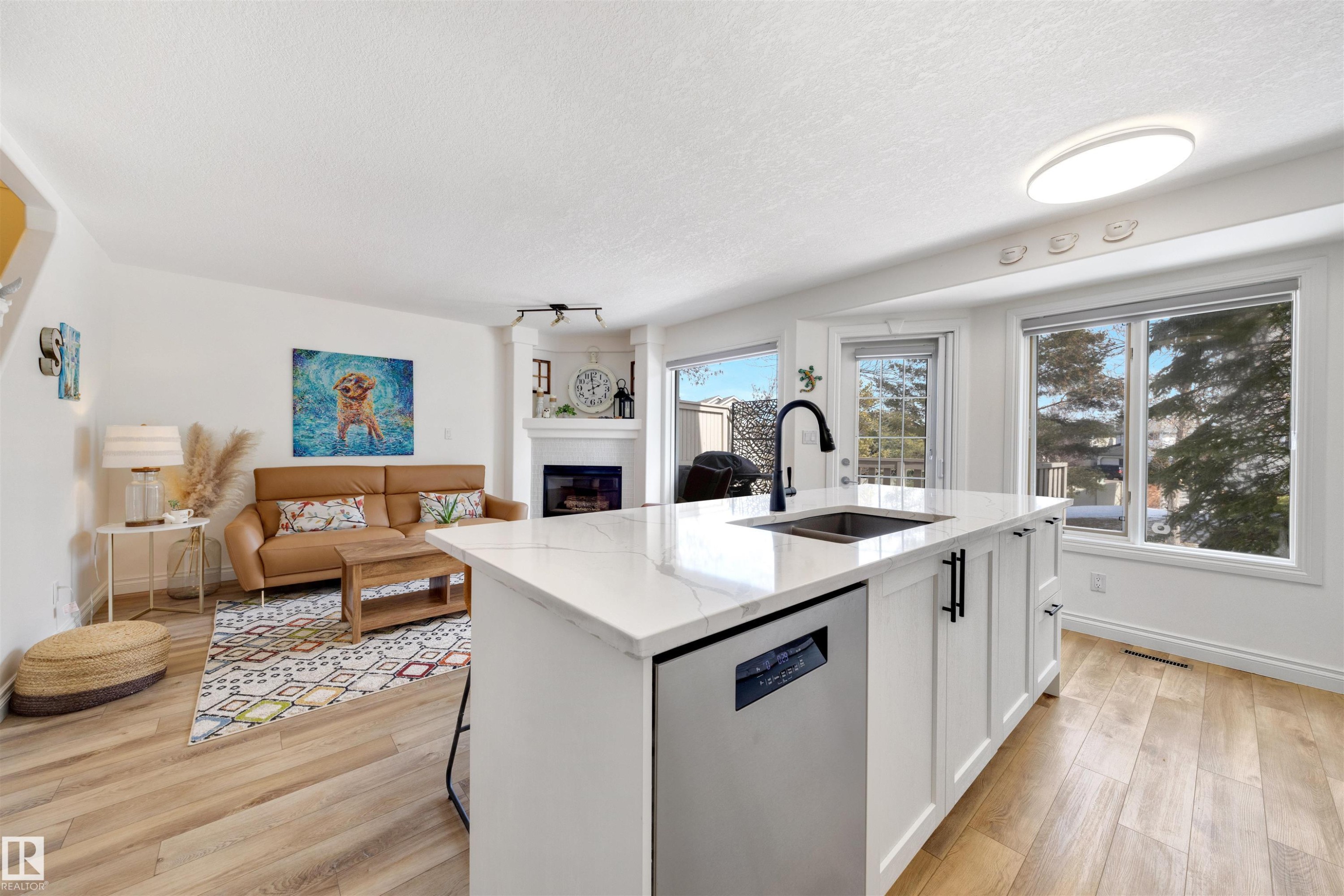 23 882 Ryan Place, Edmonton, AB - Indoor Photo Showing Kitchen With Double Sink