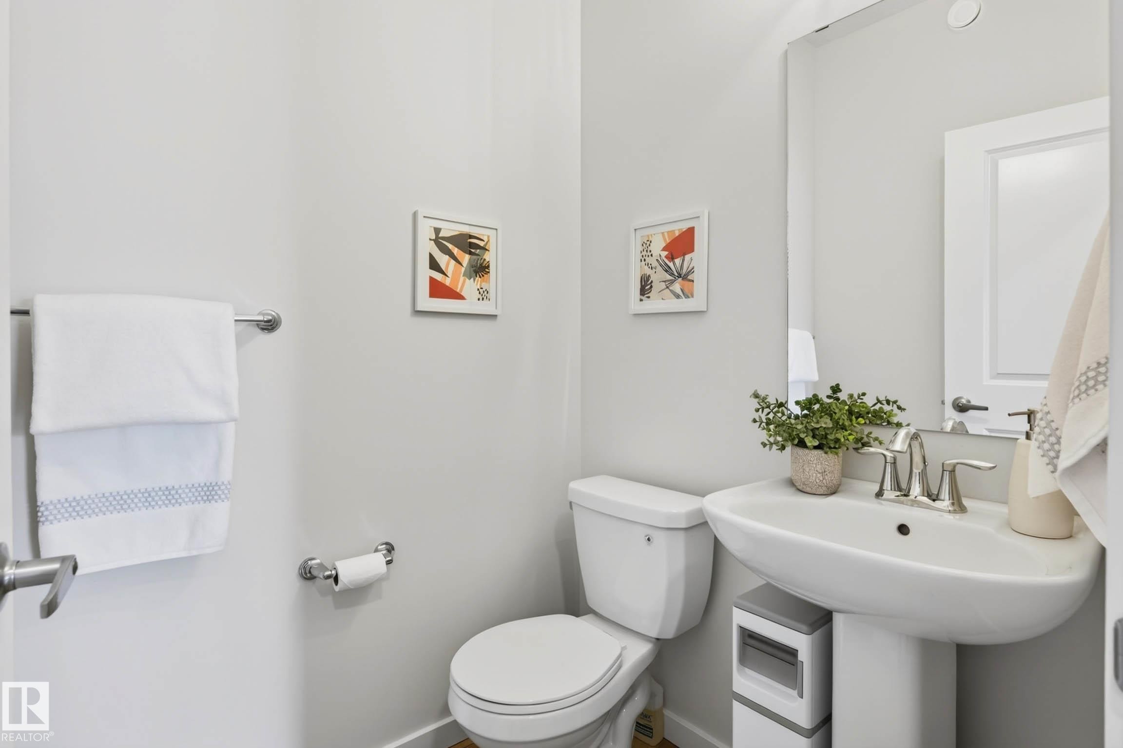 139 Stonehouse Way, Leduc, AB - Indoor Photo Showing Bathroom