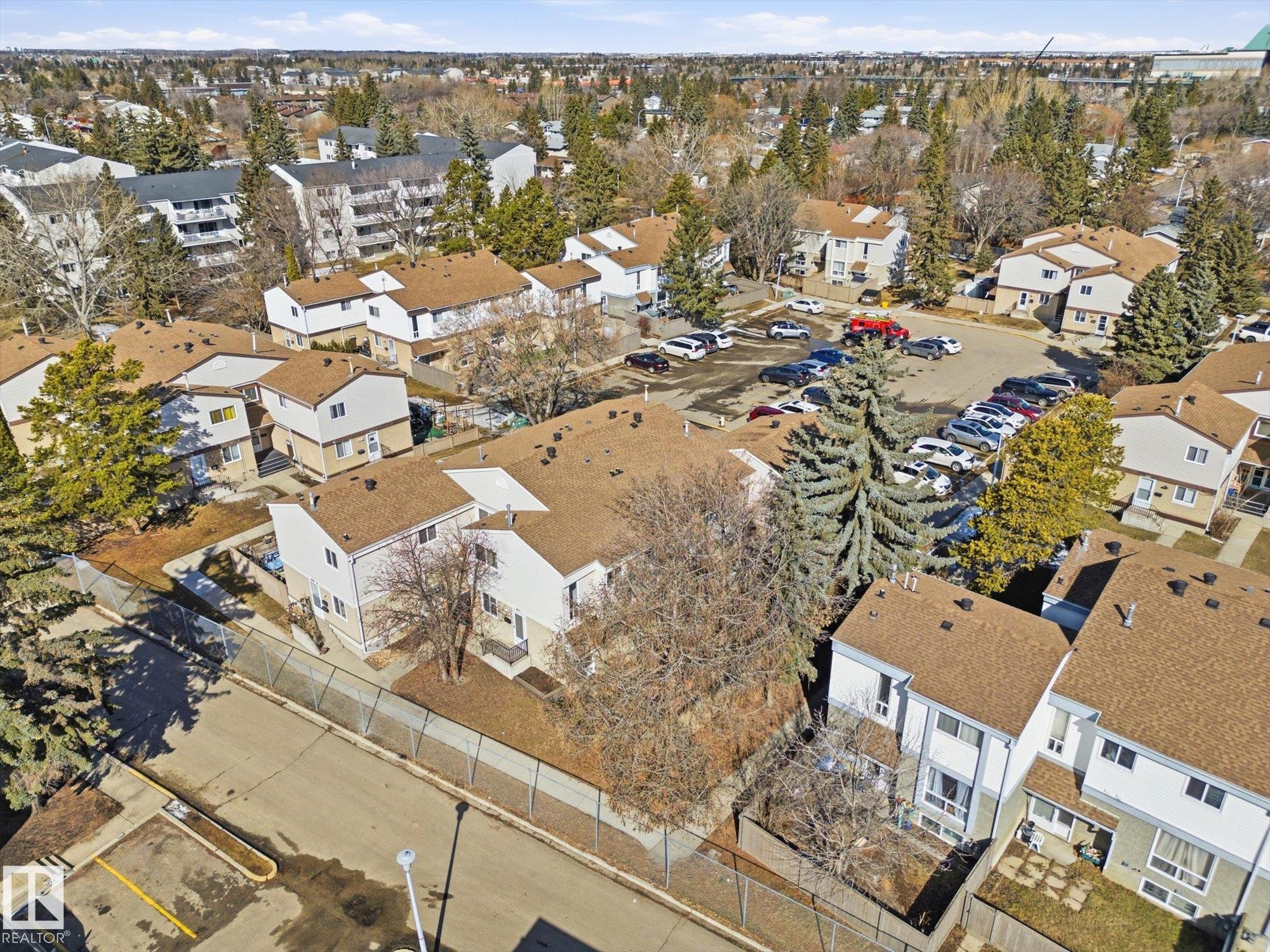 857 Erin Place, Edmonton, AB - Outdoor With View