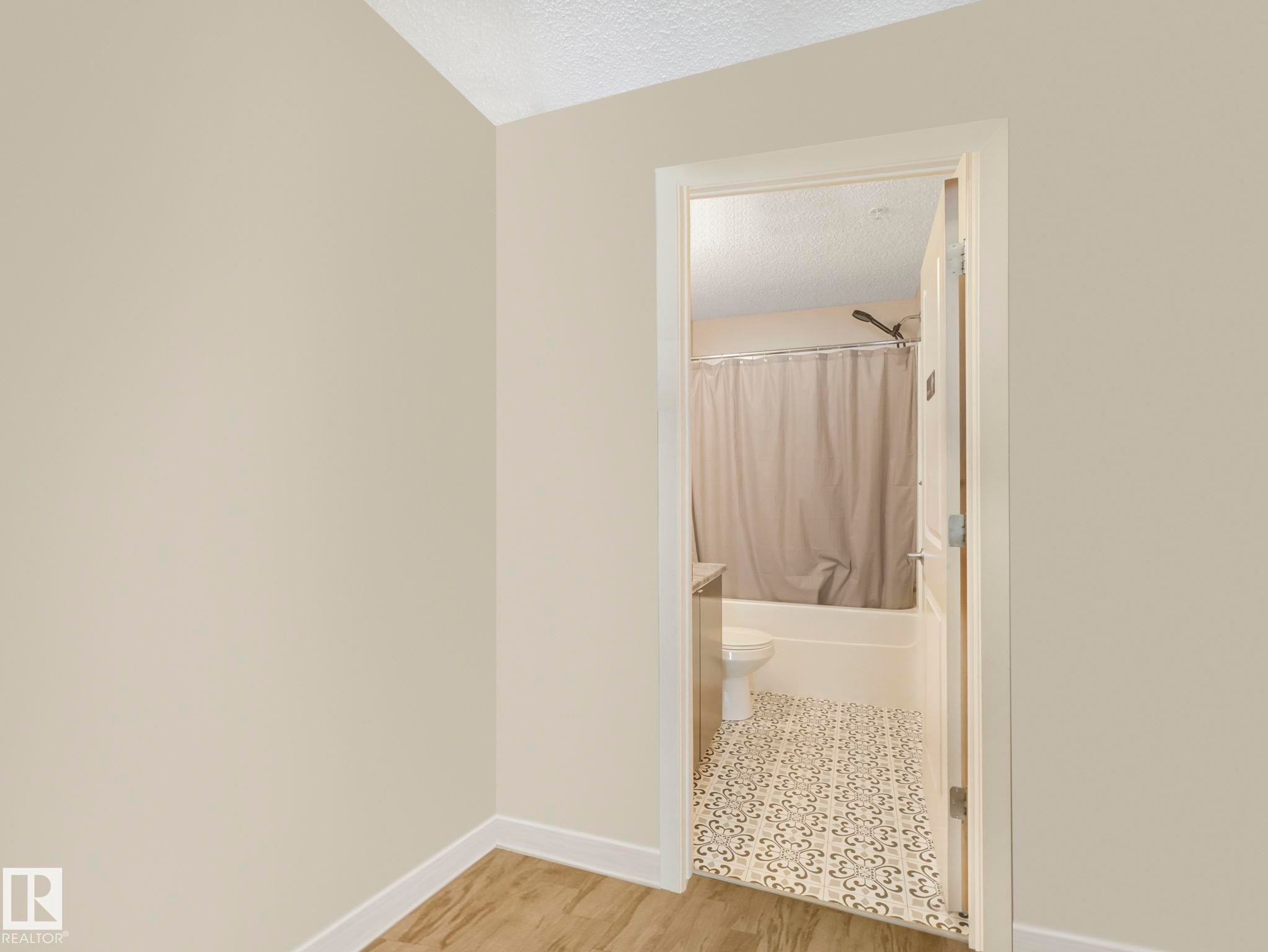 110 508 Albany Way, Edmonton, AB - Indoor Photo Showing Other Room