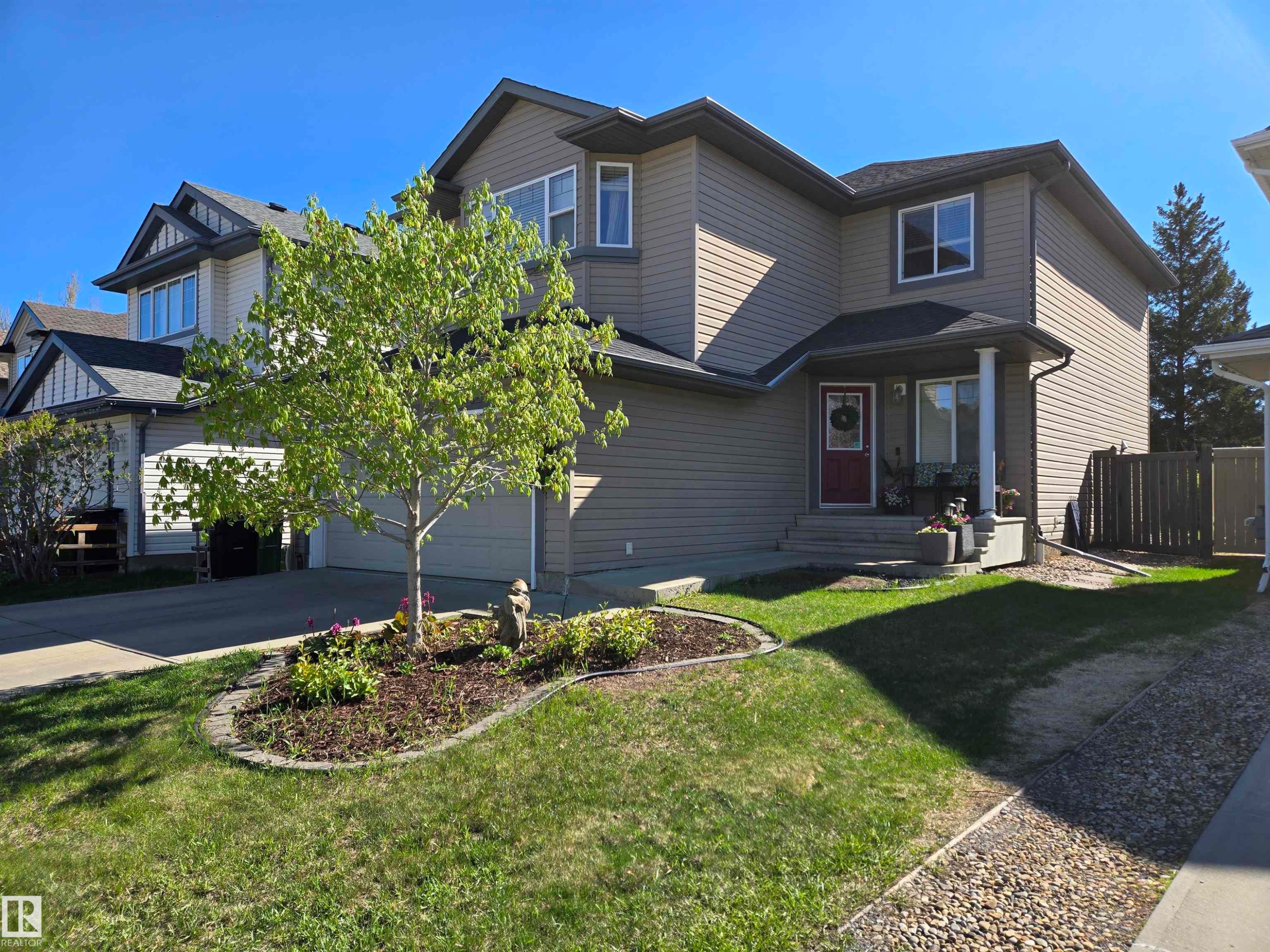 607 77 Street, Edmonton, AB - Outdoor With Facade