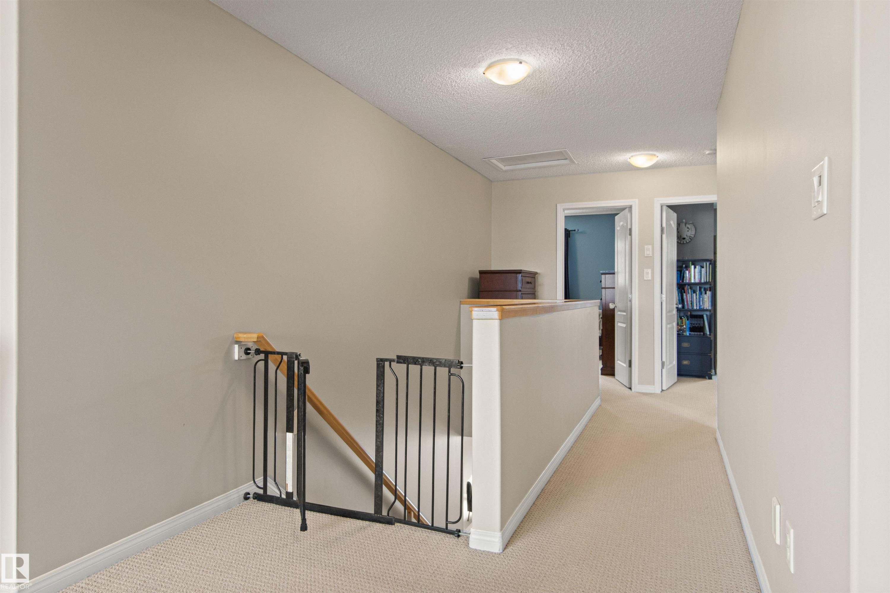 607 77 Street, Edmonton, AB - Indoor Photo Showing Bedroom