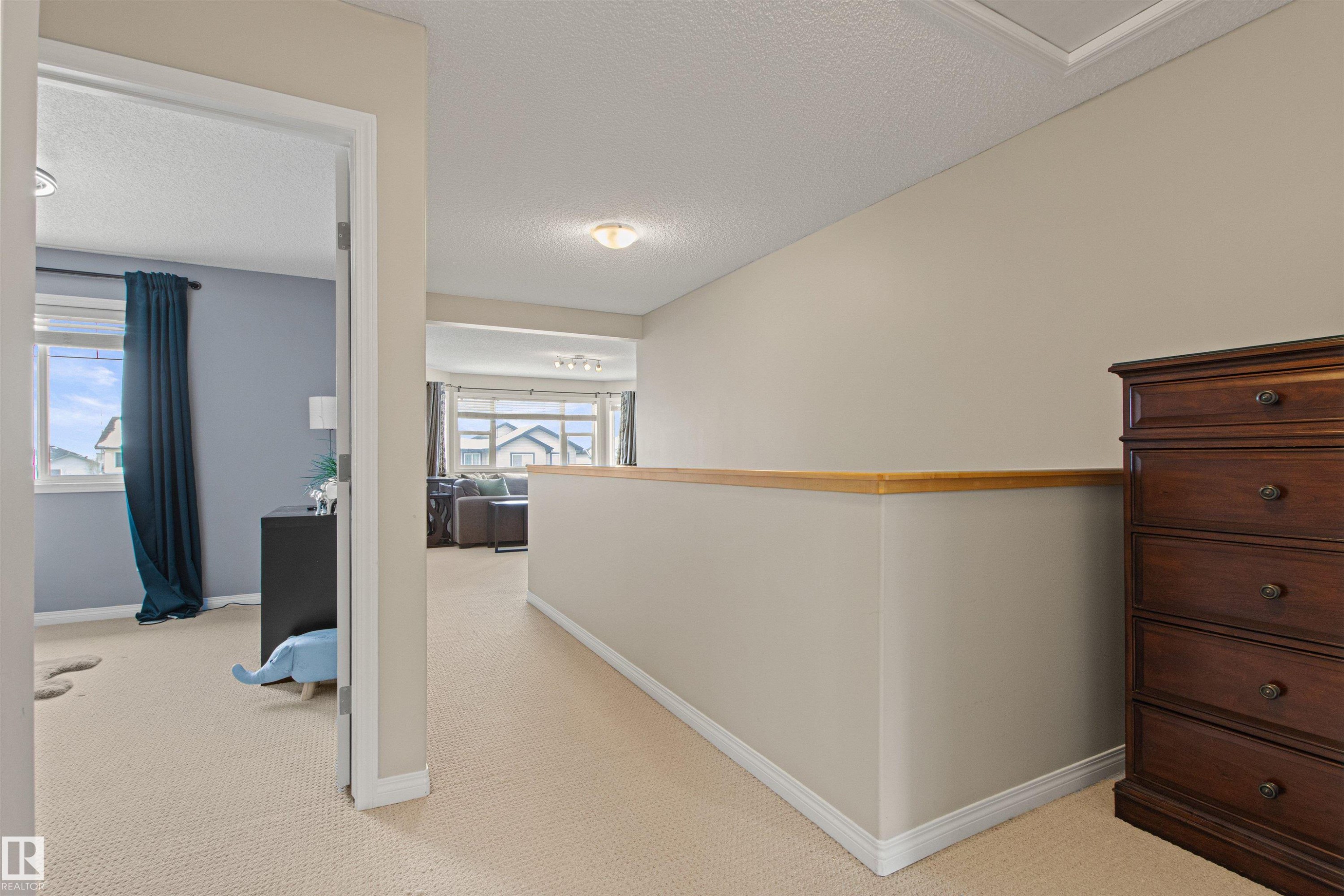 607 77 Street, Edmonton, AB - Indoor Photo Showing Bedroom
