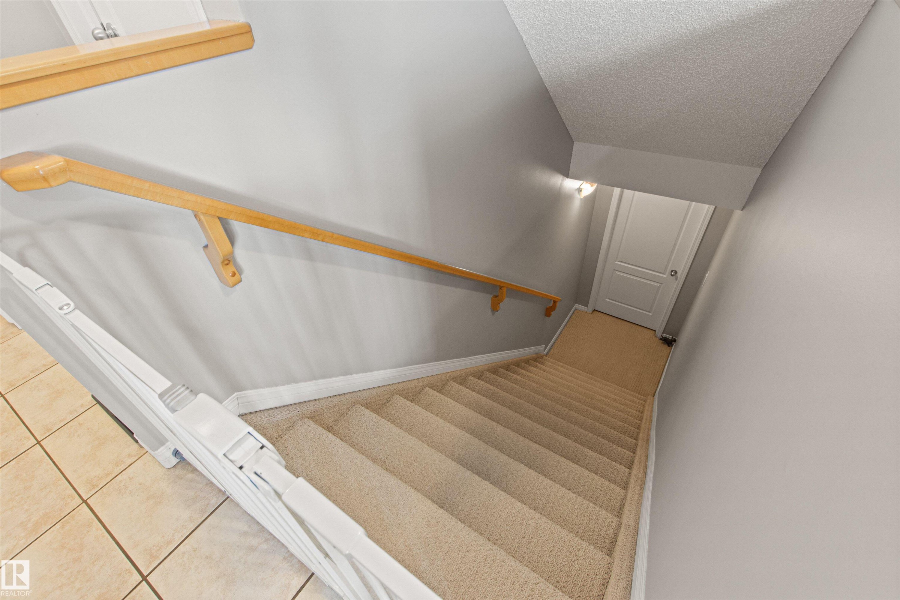 607 77 Street, Edmonton, AB - Indoor Photo Showing Basement