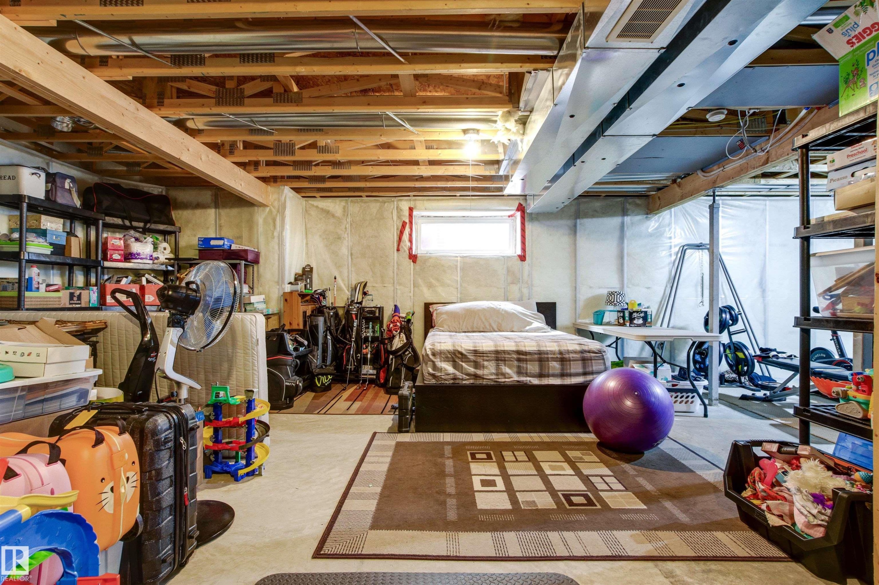 607 77 Street, Edmonton, AB - Indoor Photo Showing Gym Room