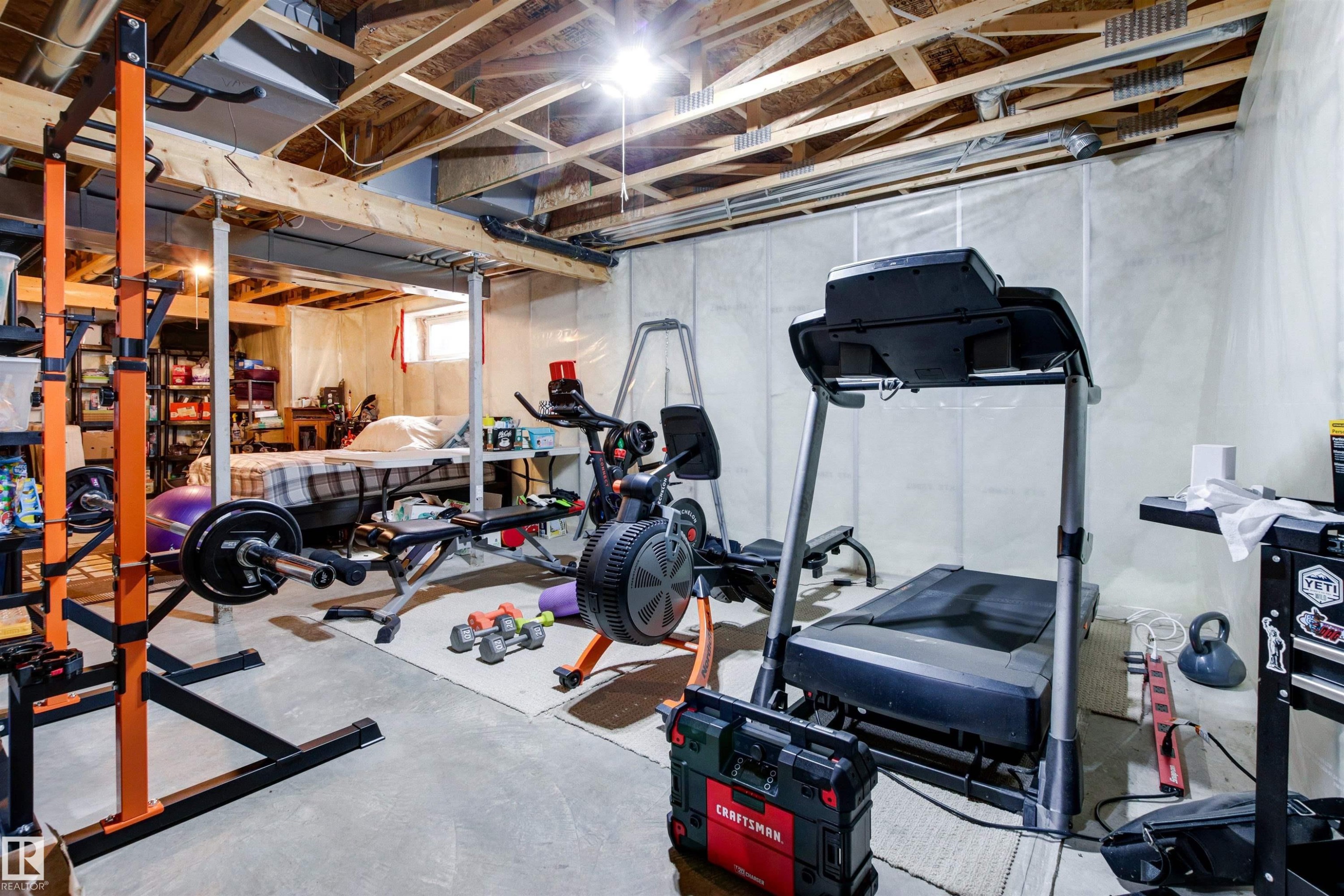607 77 Street, Edmonton, AB - Indoor Photo Showing Basement