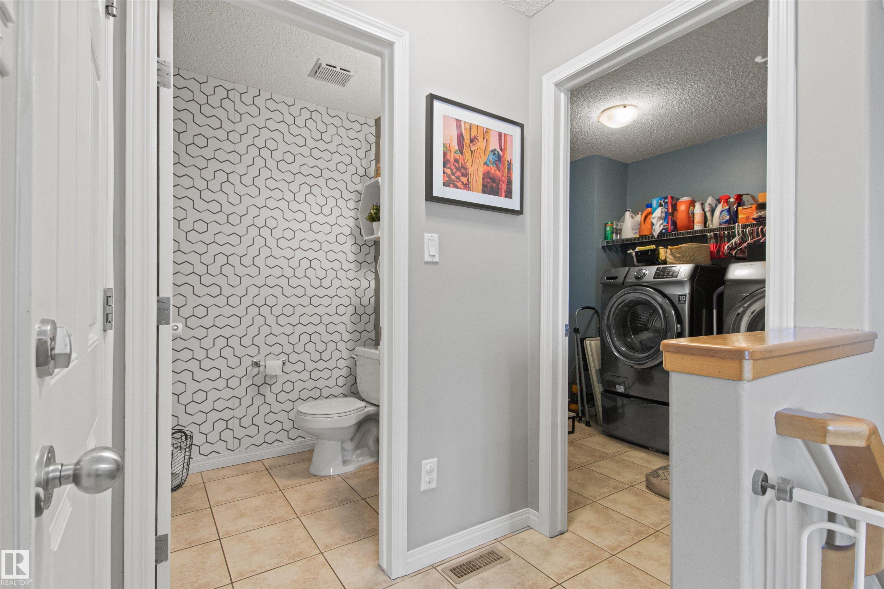 607 77 Street, Edmonton, AB - Indoor Photo Showing Laundry Room