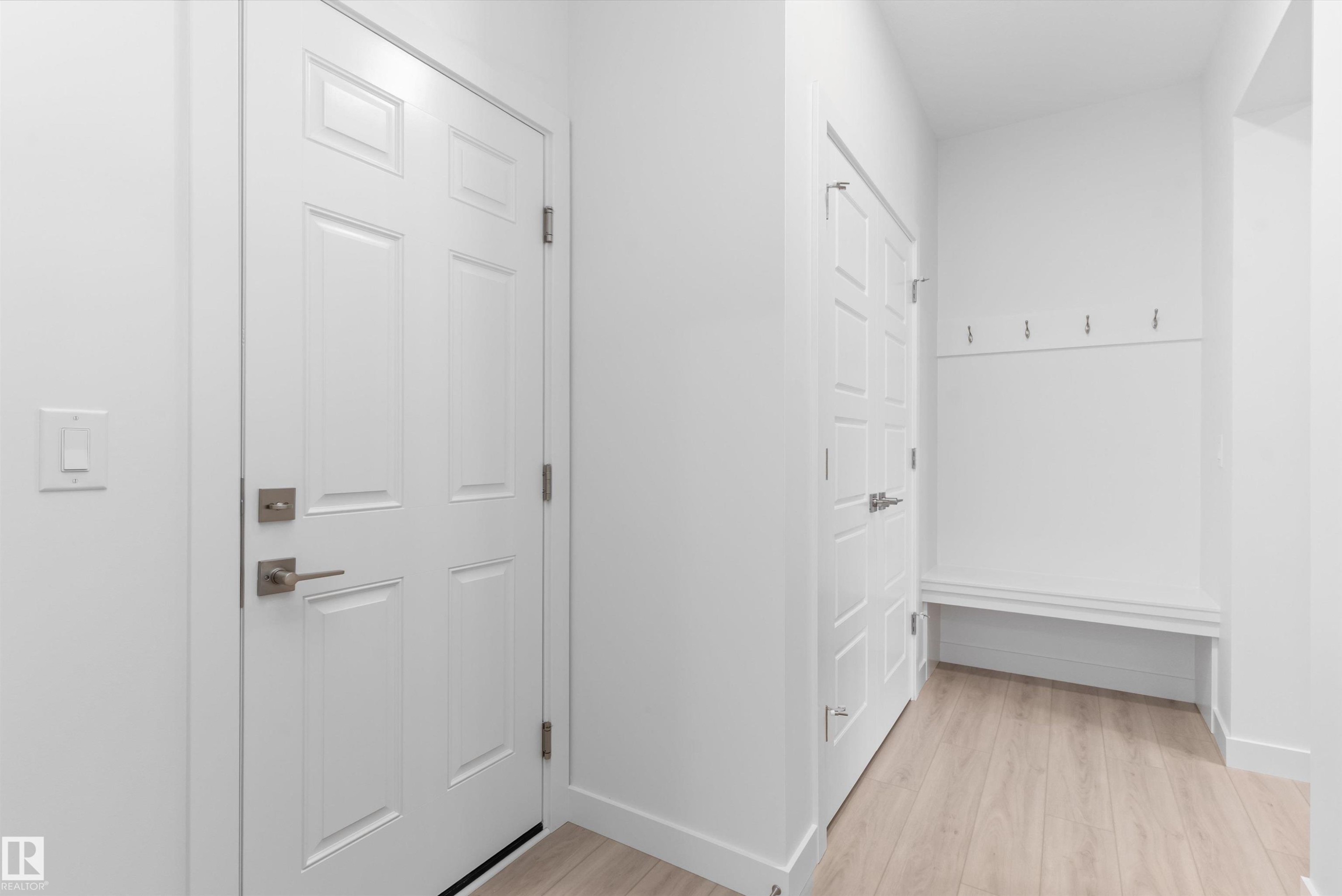 5047 Cawsey Link Sw, Edmonton, AB - Indoor Photo Showing Other Room