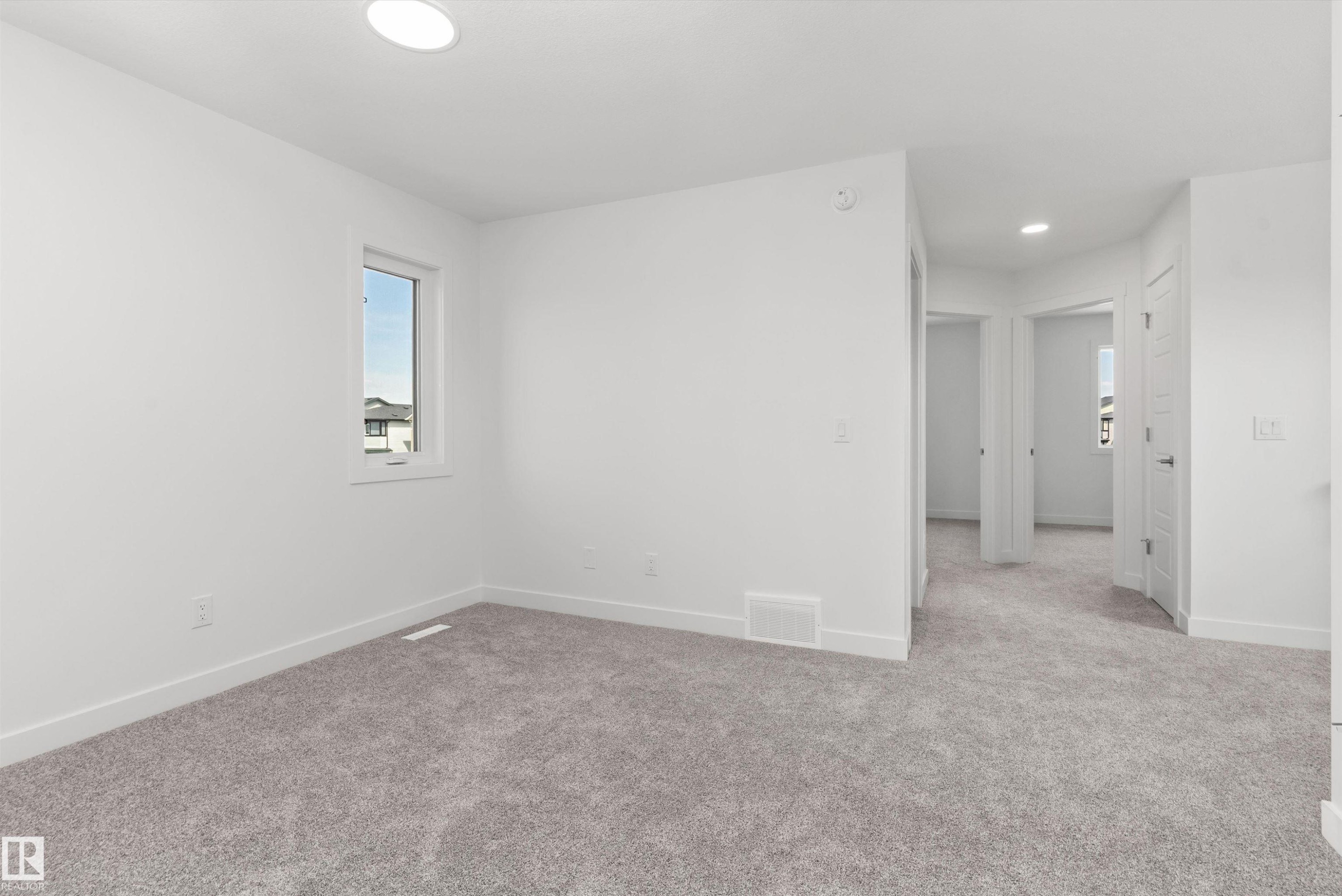 5047 Cawsey Link Sw, Edmonton, AB - Indoor Photo Showing Other Room