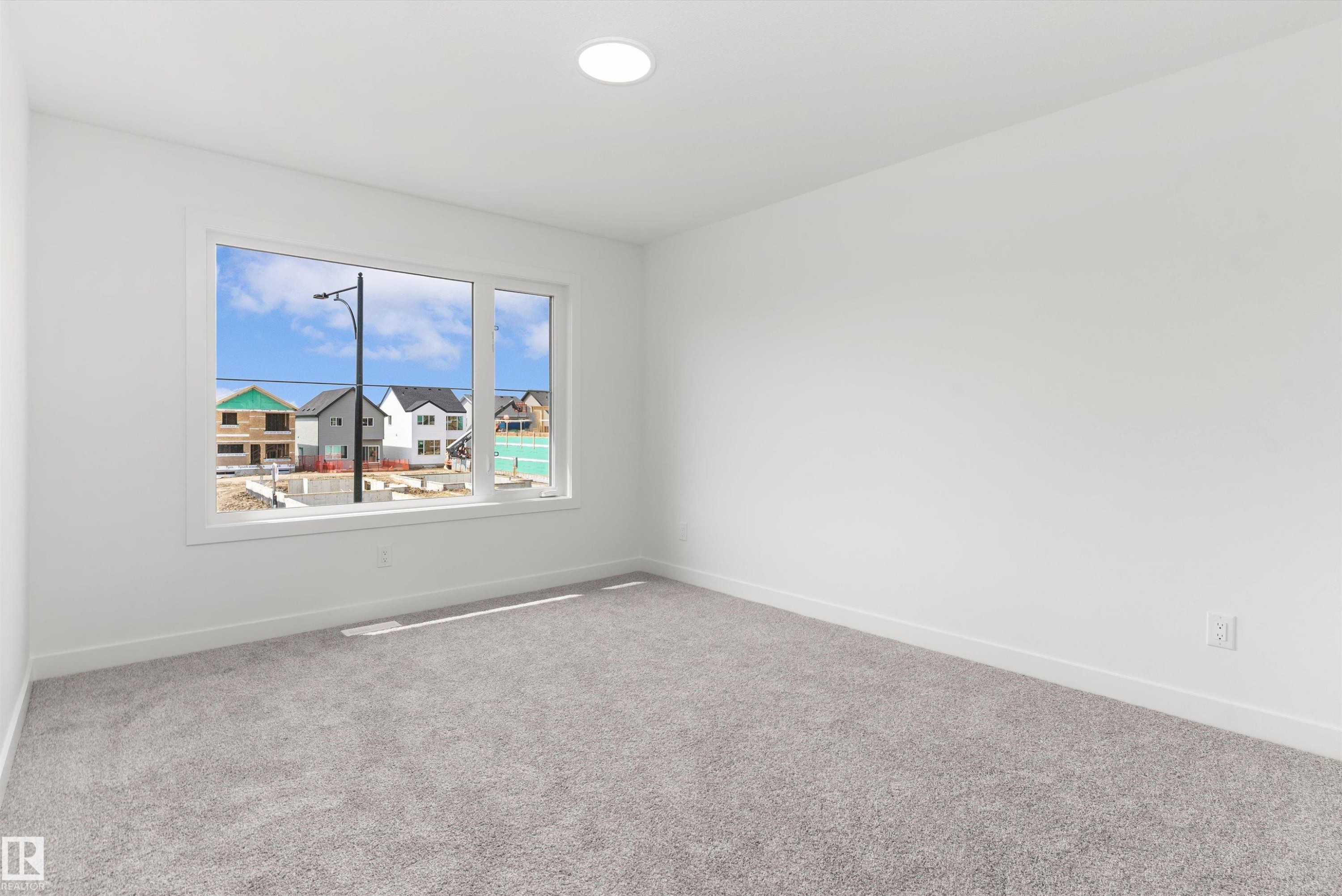 5047 Cawsey Link Sw, Edmonton, AB - Indoor Photo Showing Other Room