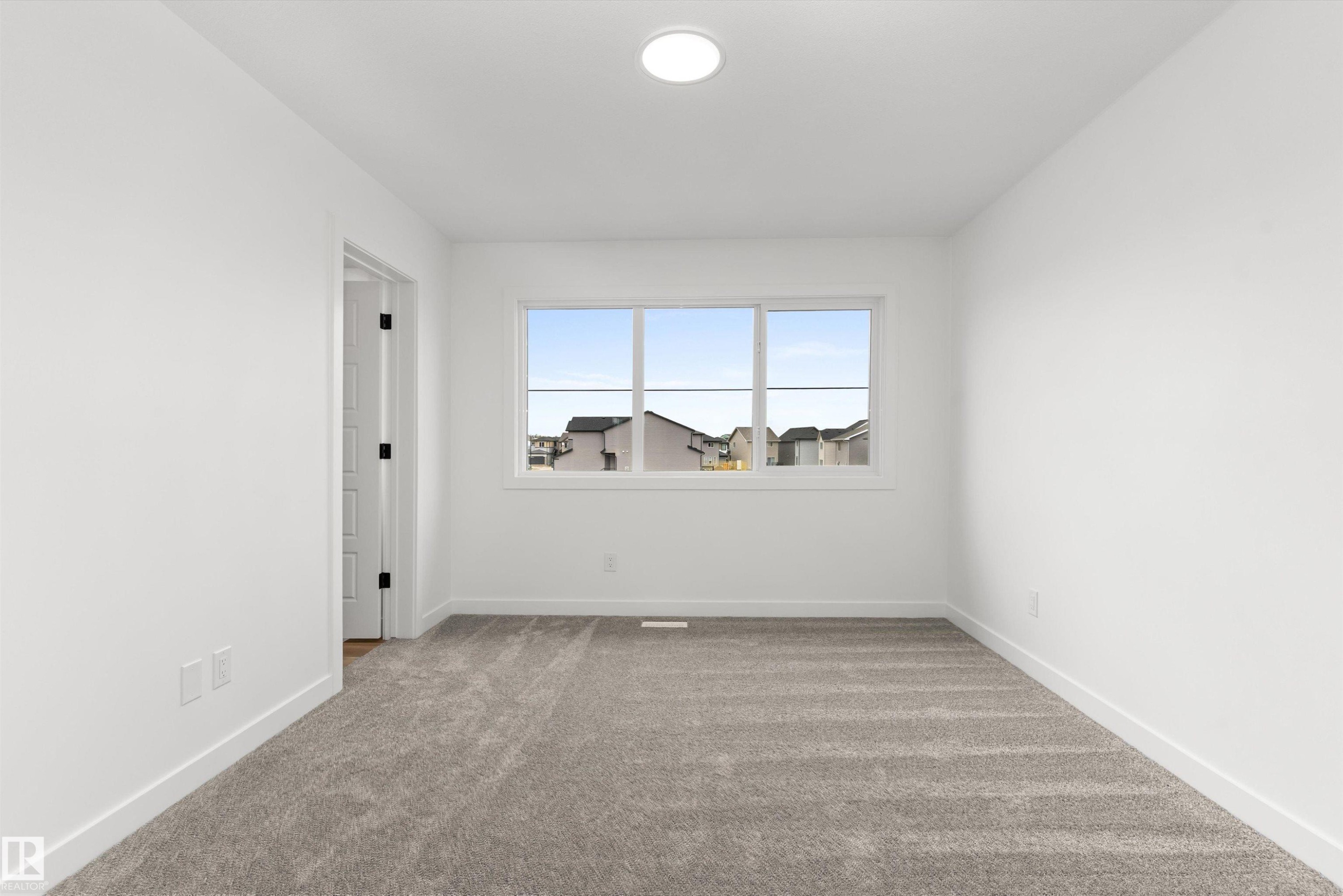 1048 Cristall Crescent, Edmonton, AB