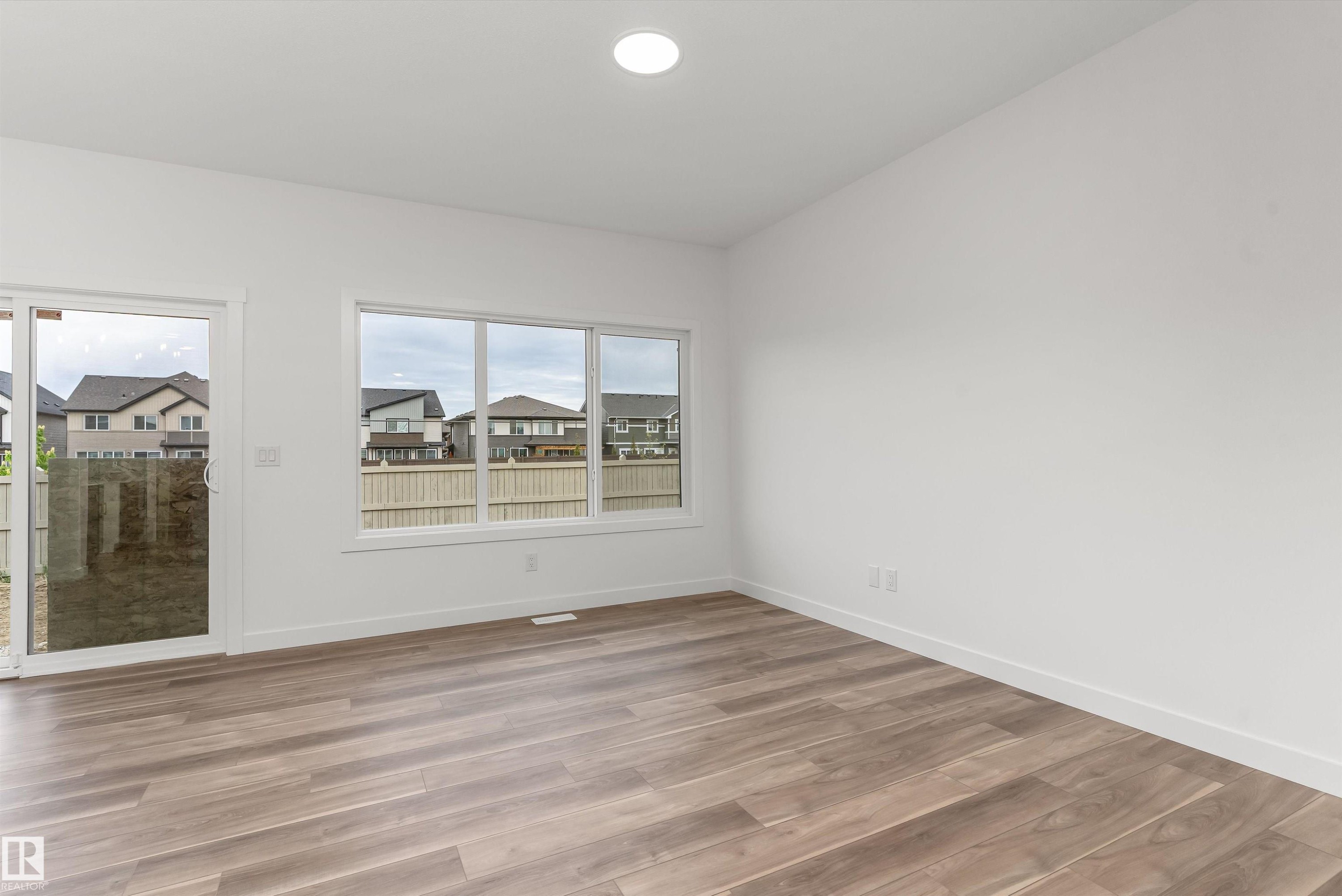1048 Cristall Crescent, Edmonton, AB