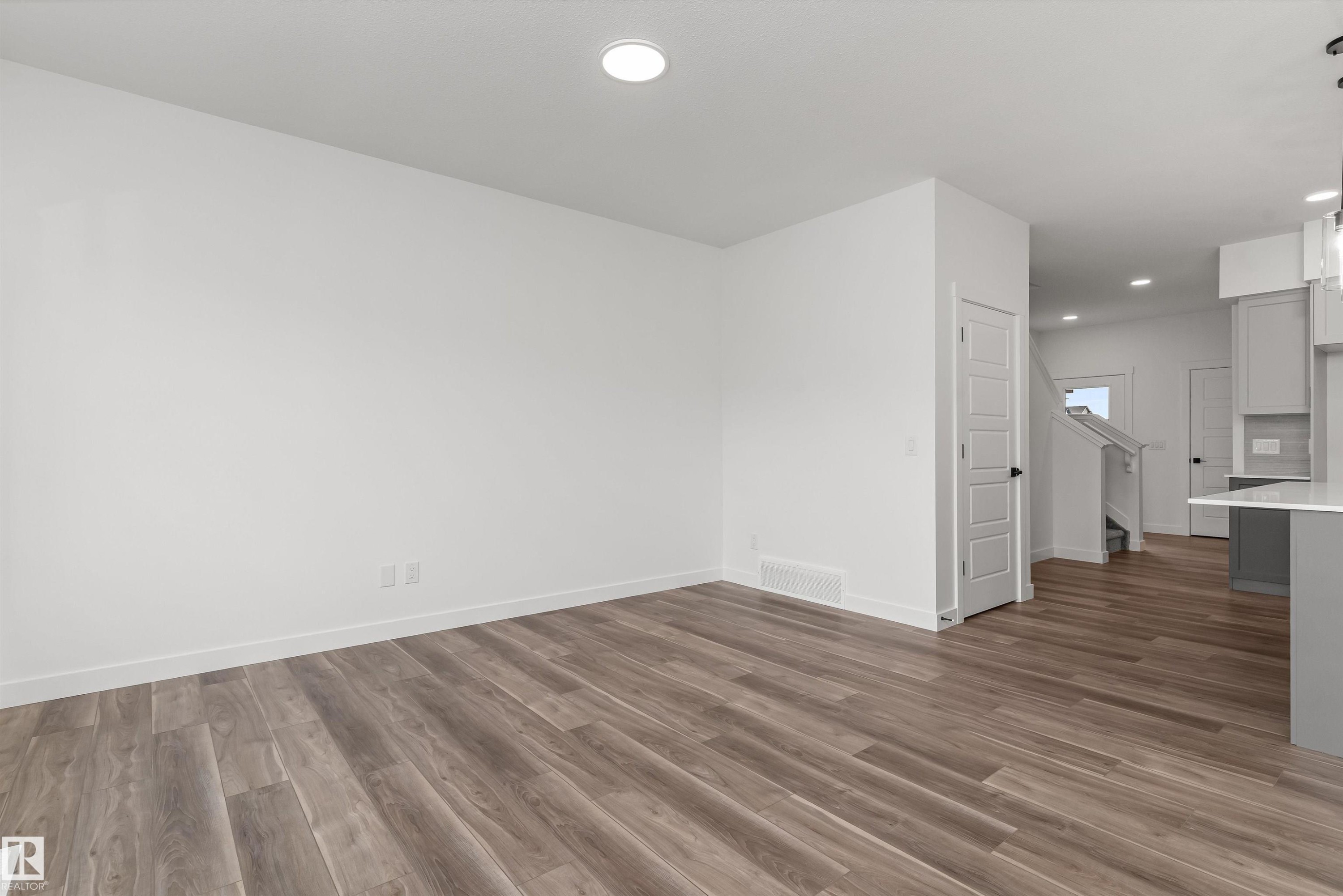 1048 Cristall Crescent, Edmonton, AB
