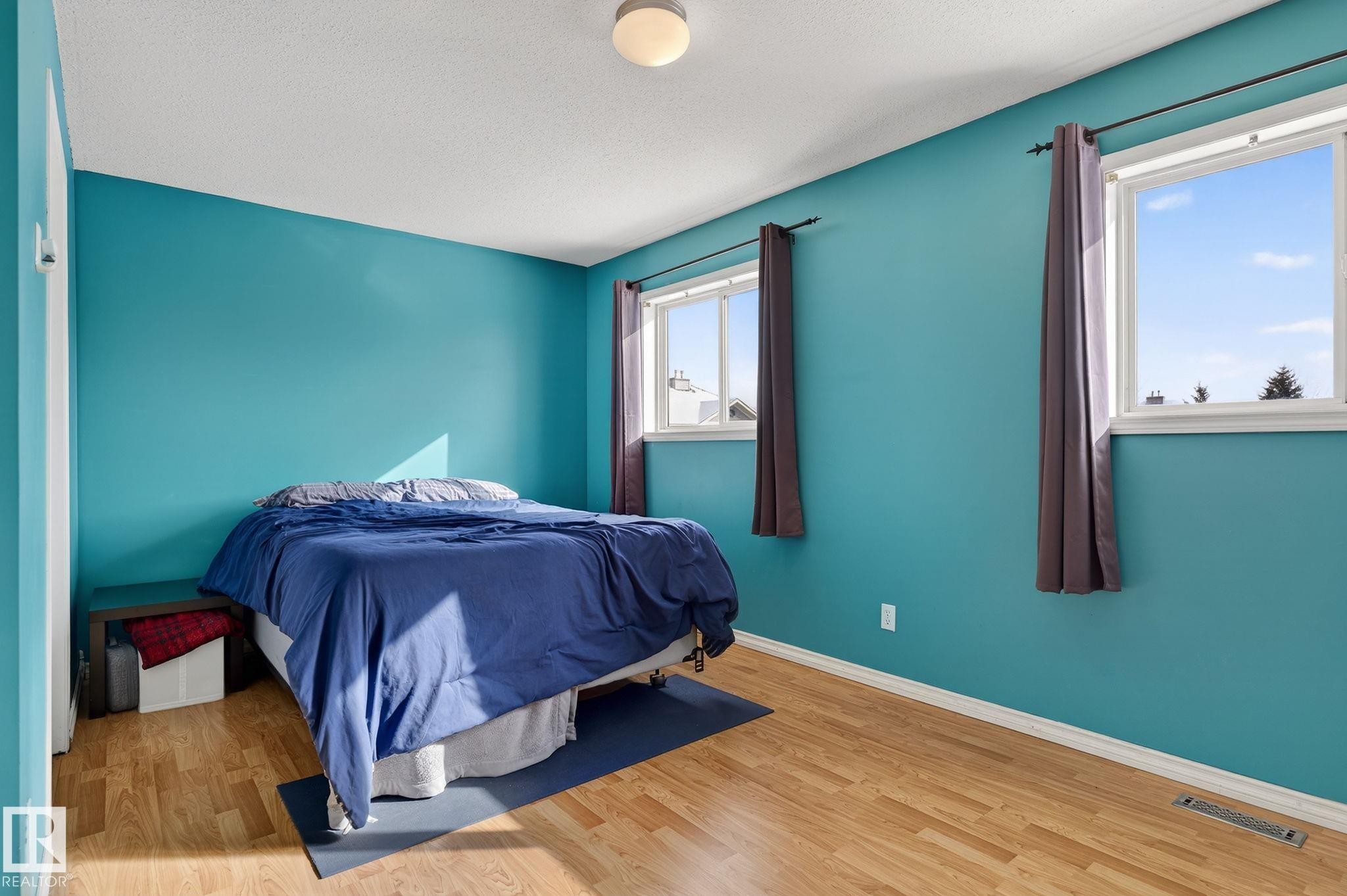 176 230 Edwards Drive, Edmonton, AB - Indoor Photo Showing Bedroom