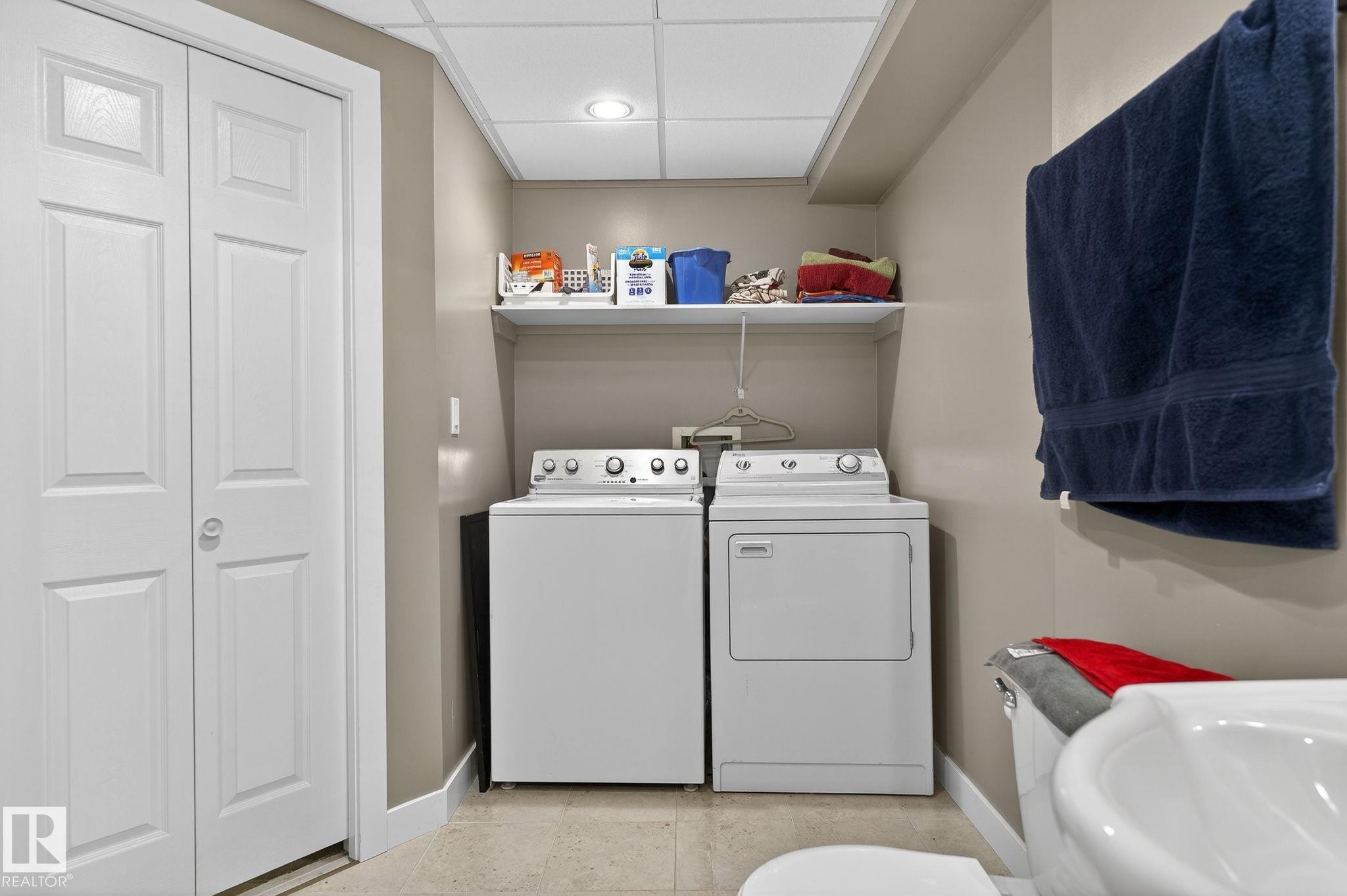 176 230 Edwards Drive, Edmonton, AB - Indoor