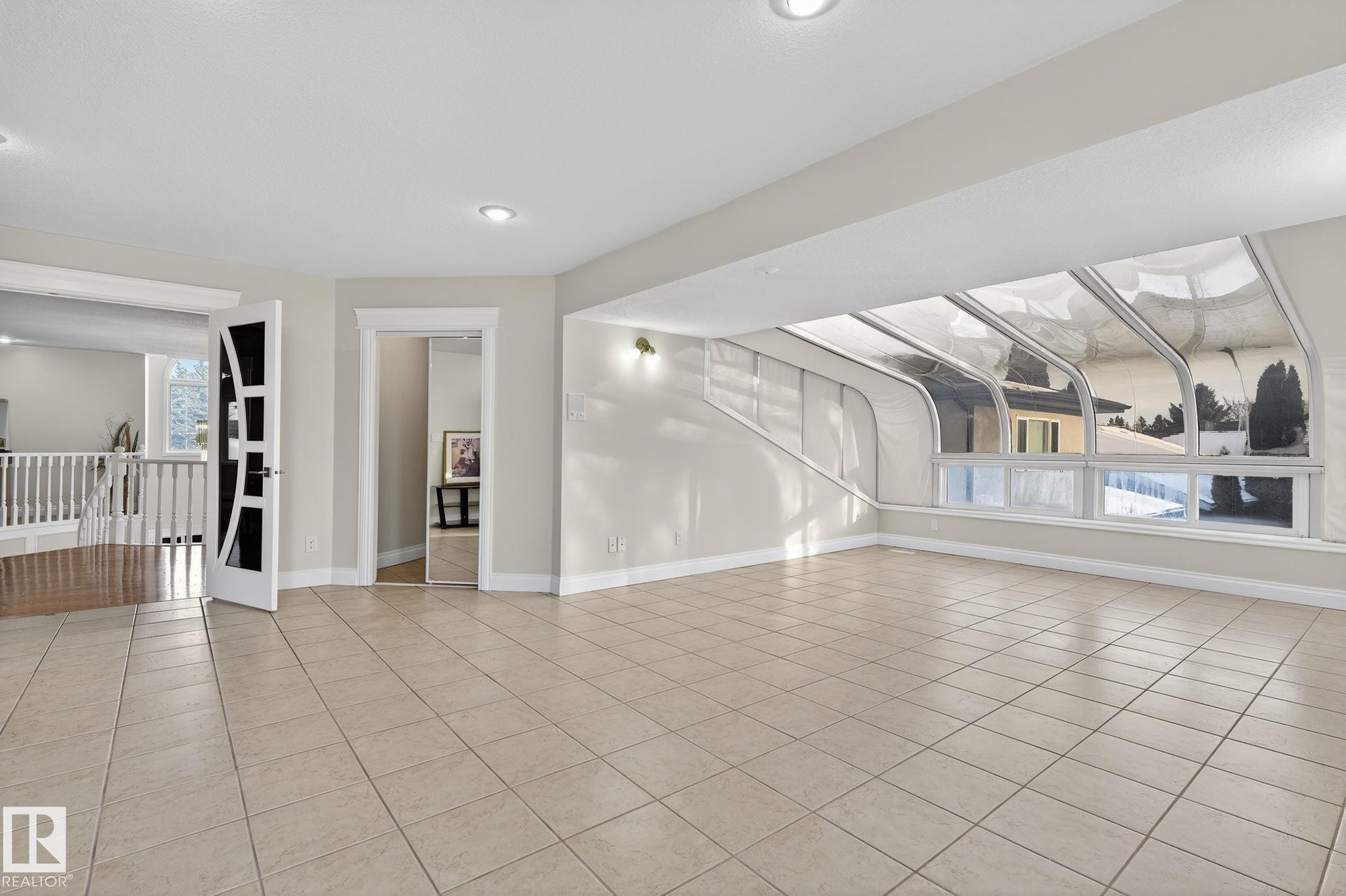 158 Wolf Ridge Place, Edmonton, AB - Indoor Photo Showing Other Room