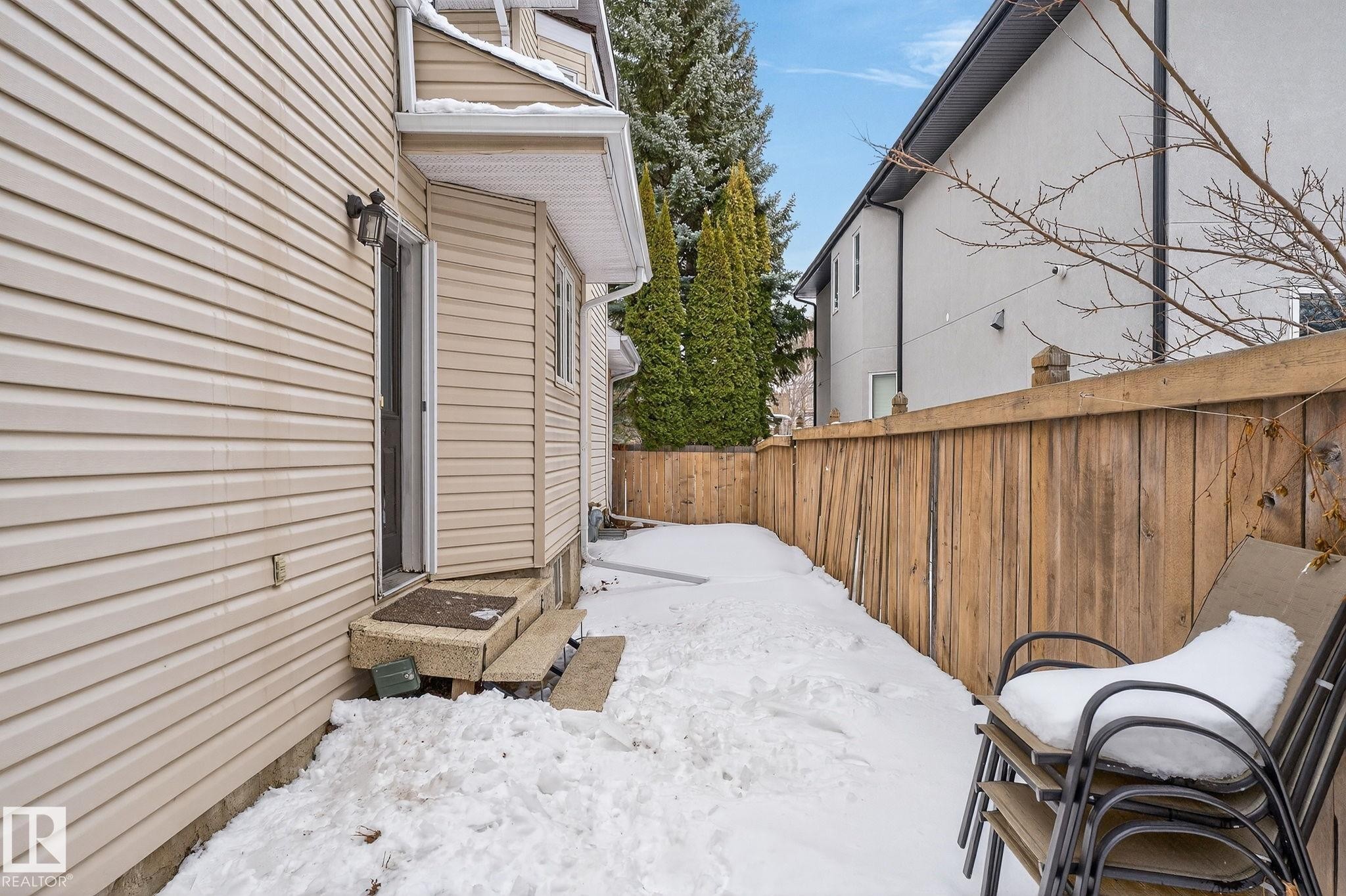 158 Wolf Ridge Place, Edmonton, AB - Outdoor With Exterior