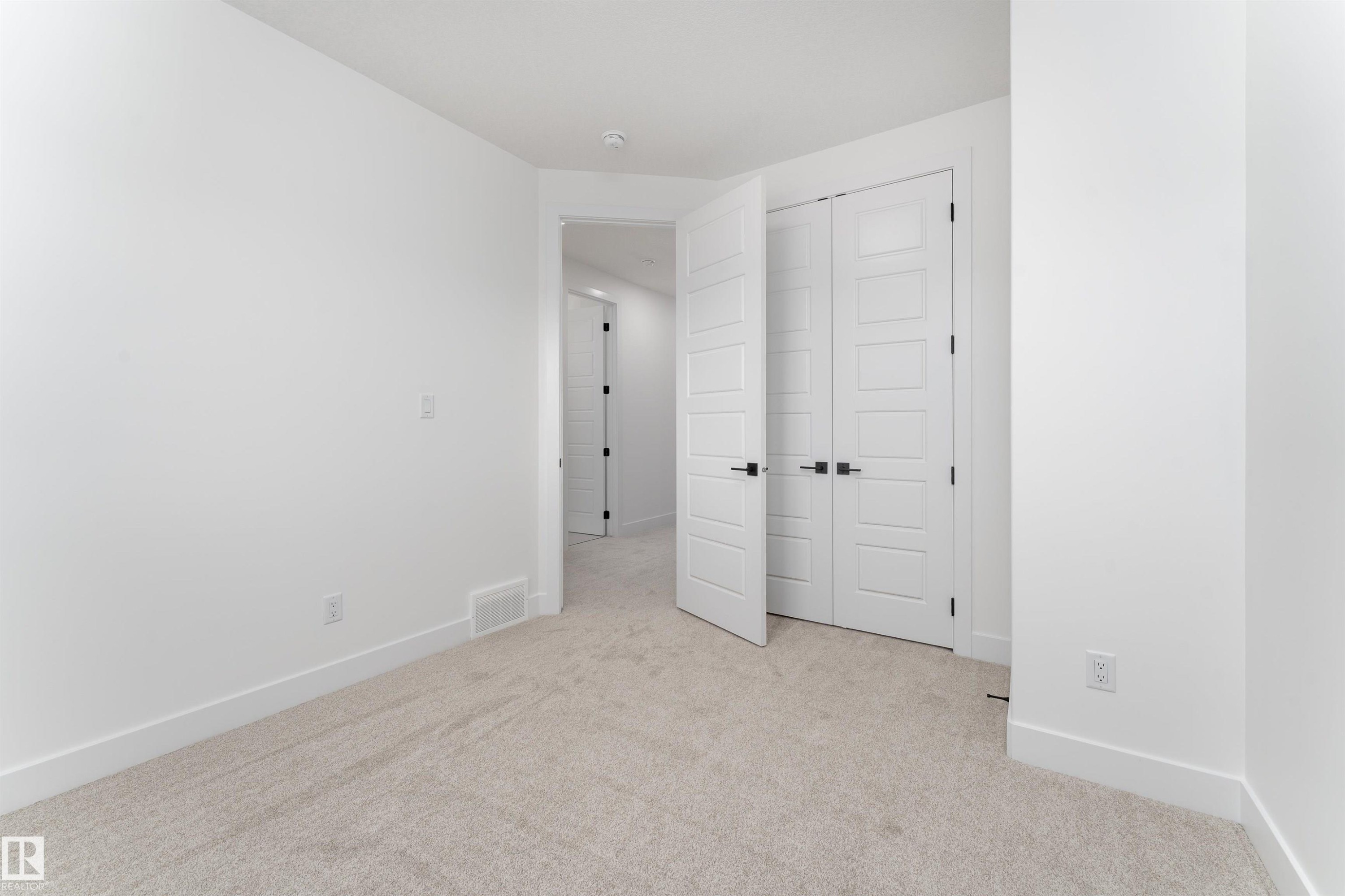 3117 Magpie Way, Edmonton, AB - Indoor Photo Showing Basement