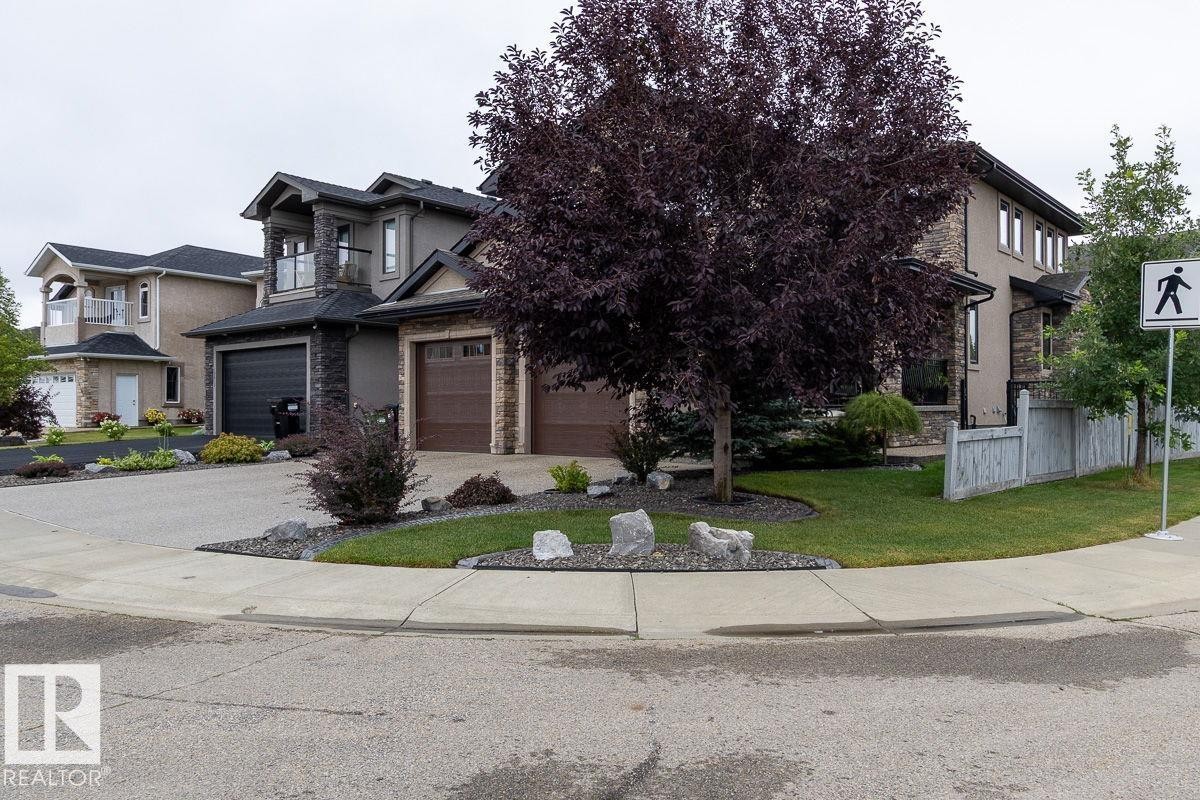 10617 174A Avenue, Edmonton, AB - Outdoor With Facade