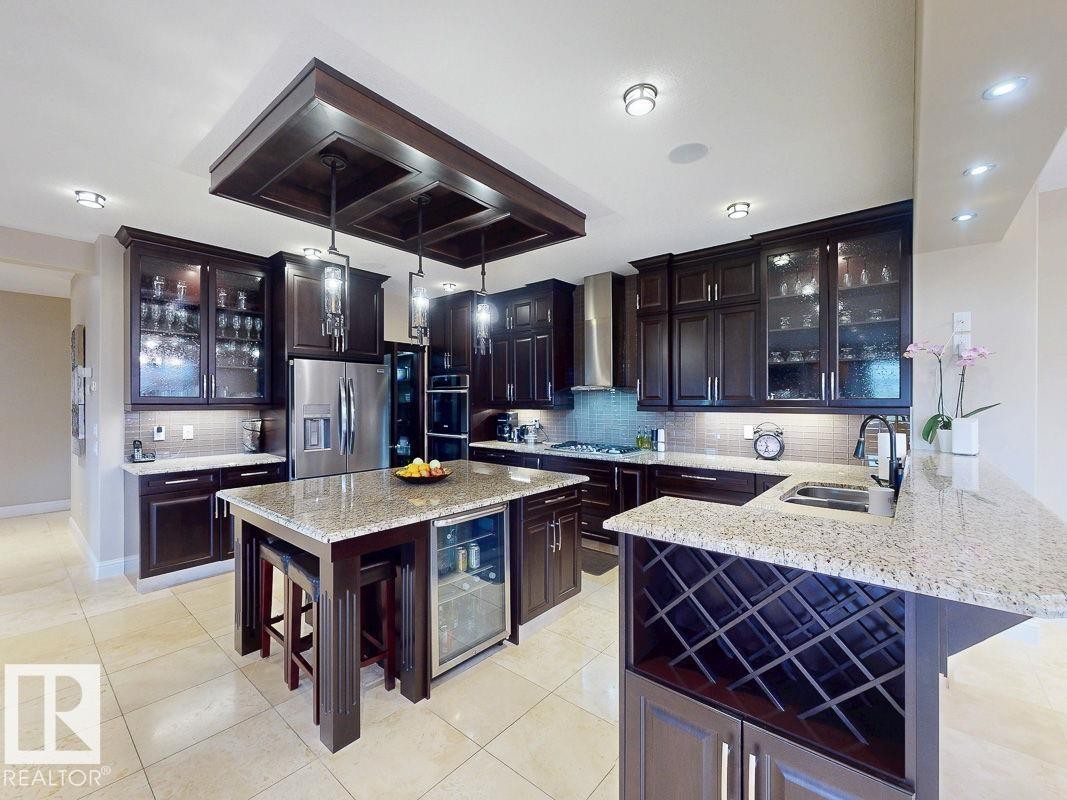 10617 174A Avenue, Edmonton, AB - Indoor Photo Showing Kitchen With Double Sink With Upgraded Kitchen