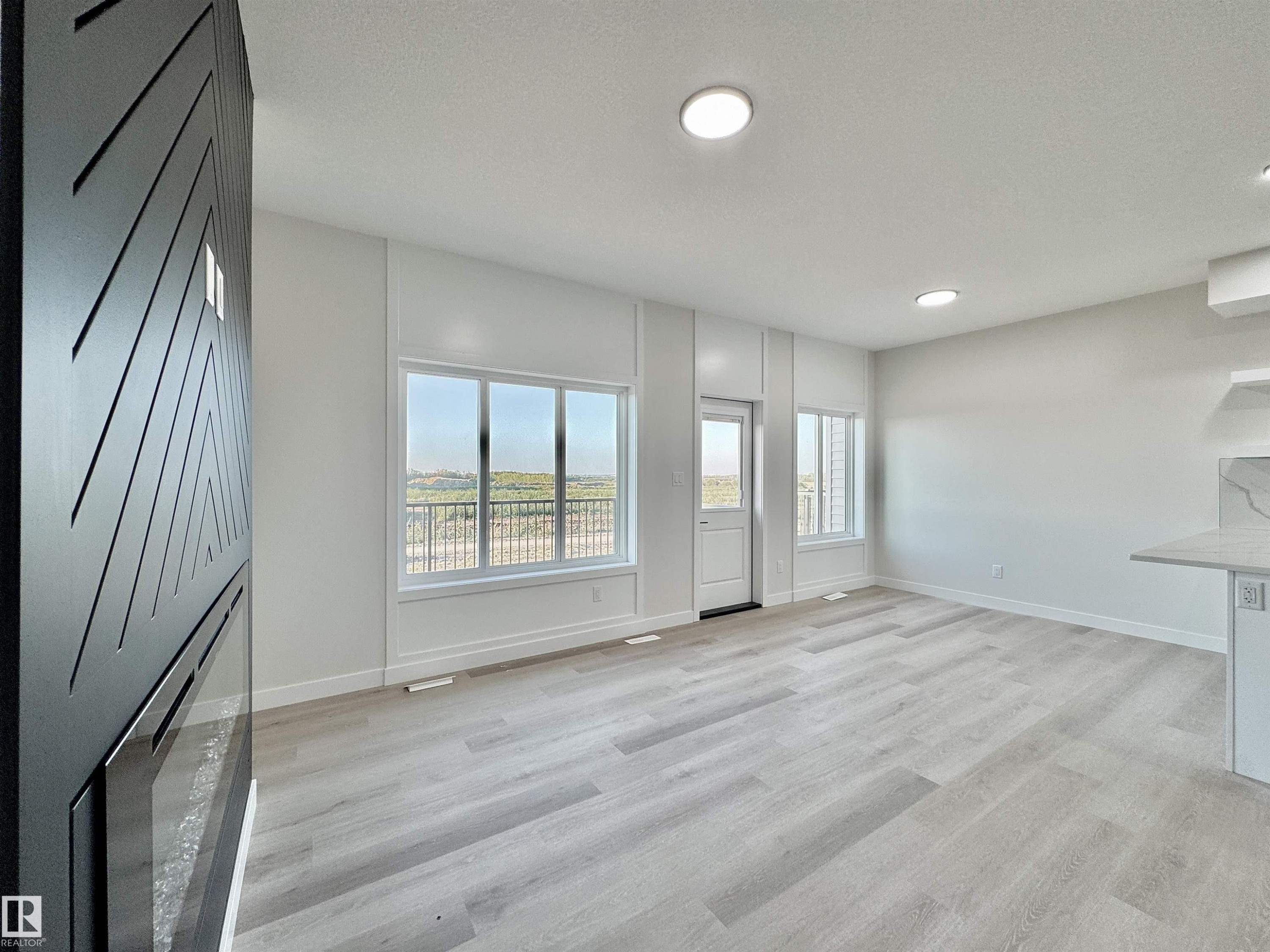 133 Pierwyck Loop, Spruce Grove, AB - Indoor Photo Showing Other Room