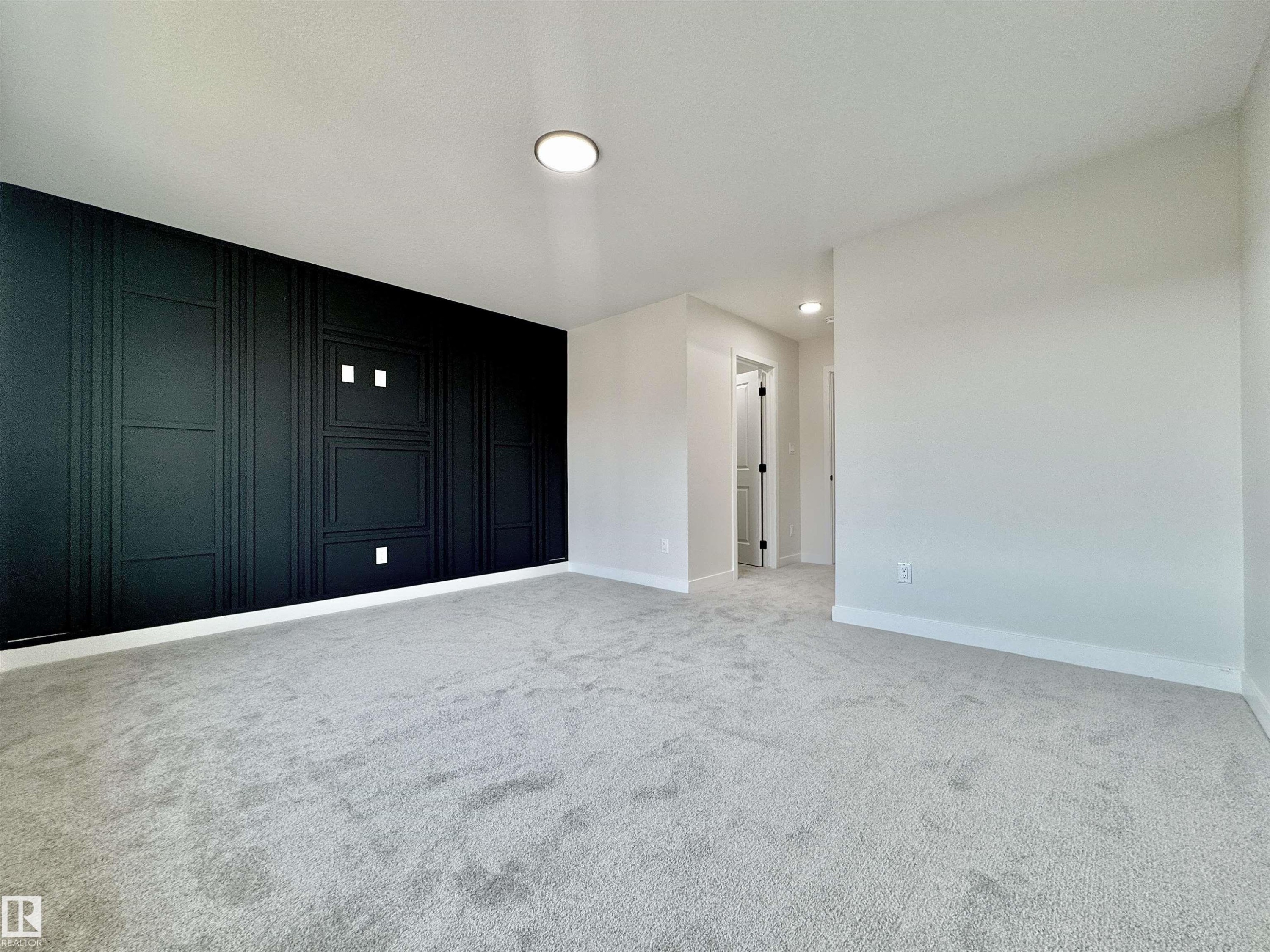 133 Pierwyck Loop, Spruce Grove, AB - Indoor Photo Showing Other Room
