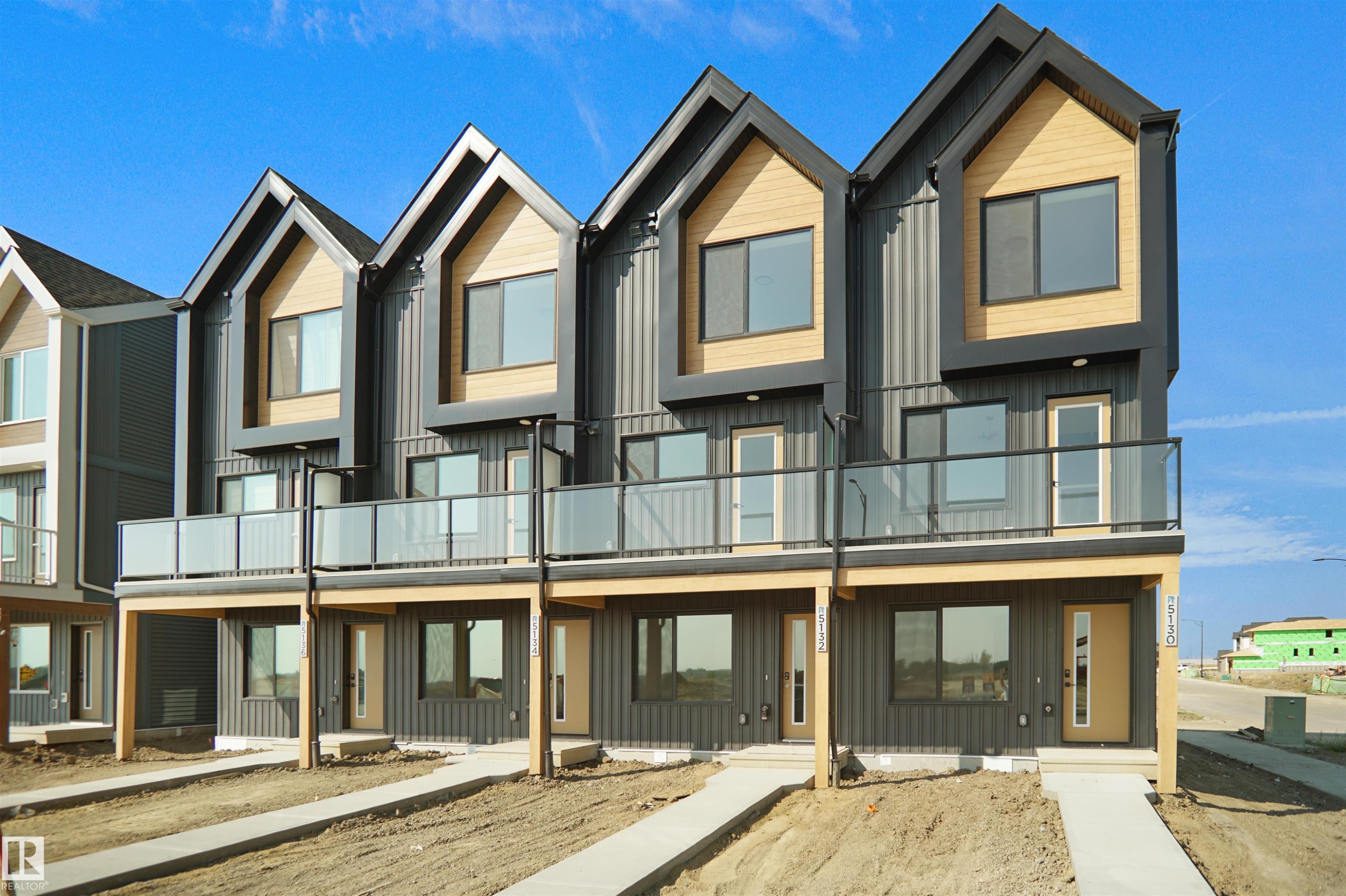 18720 18 Avenue, Edmonton, AB - Outdoor With Balcony With Facade