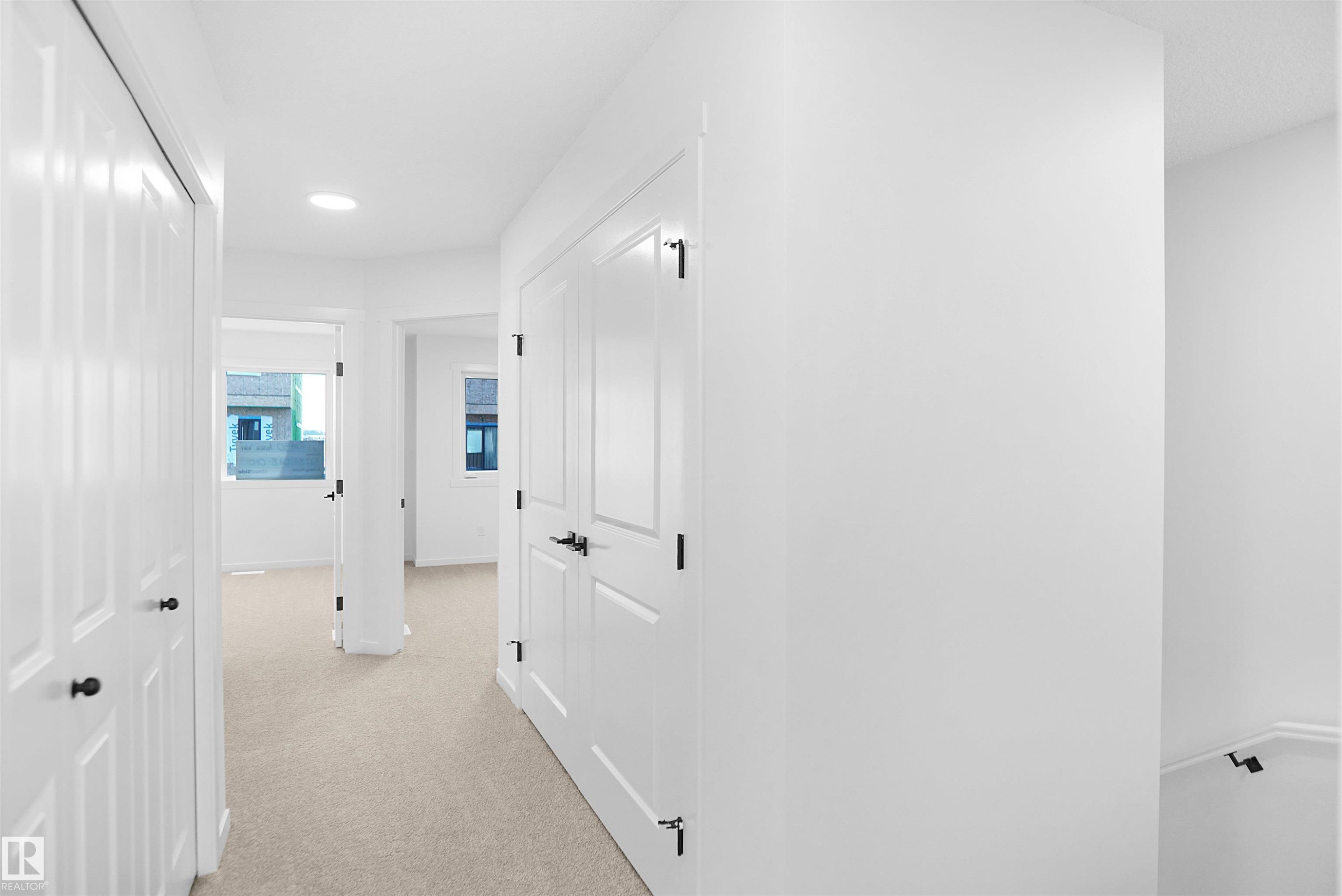 32 1430 Aster Way, Edmonton, AB - Indoor Photo Showing Other Room