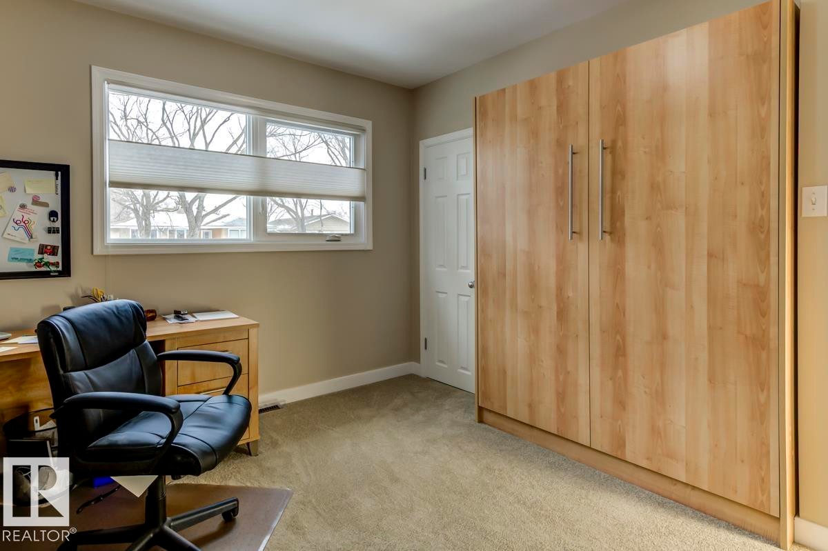 9819 67 Avenue, Edmonton, AB - Indoor