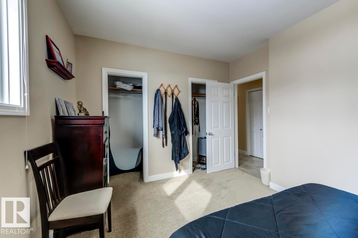 9819 67 Avenue, Edmonton, AB - Indoor Photo Showing Bedroom