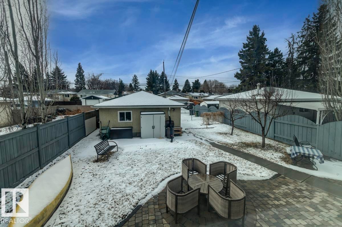 9819 67 Avenue, Edmonton, AB - Outdoor