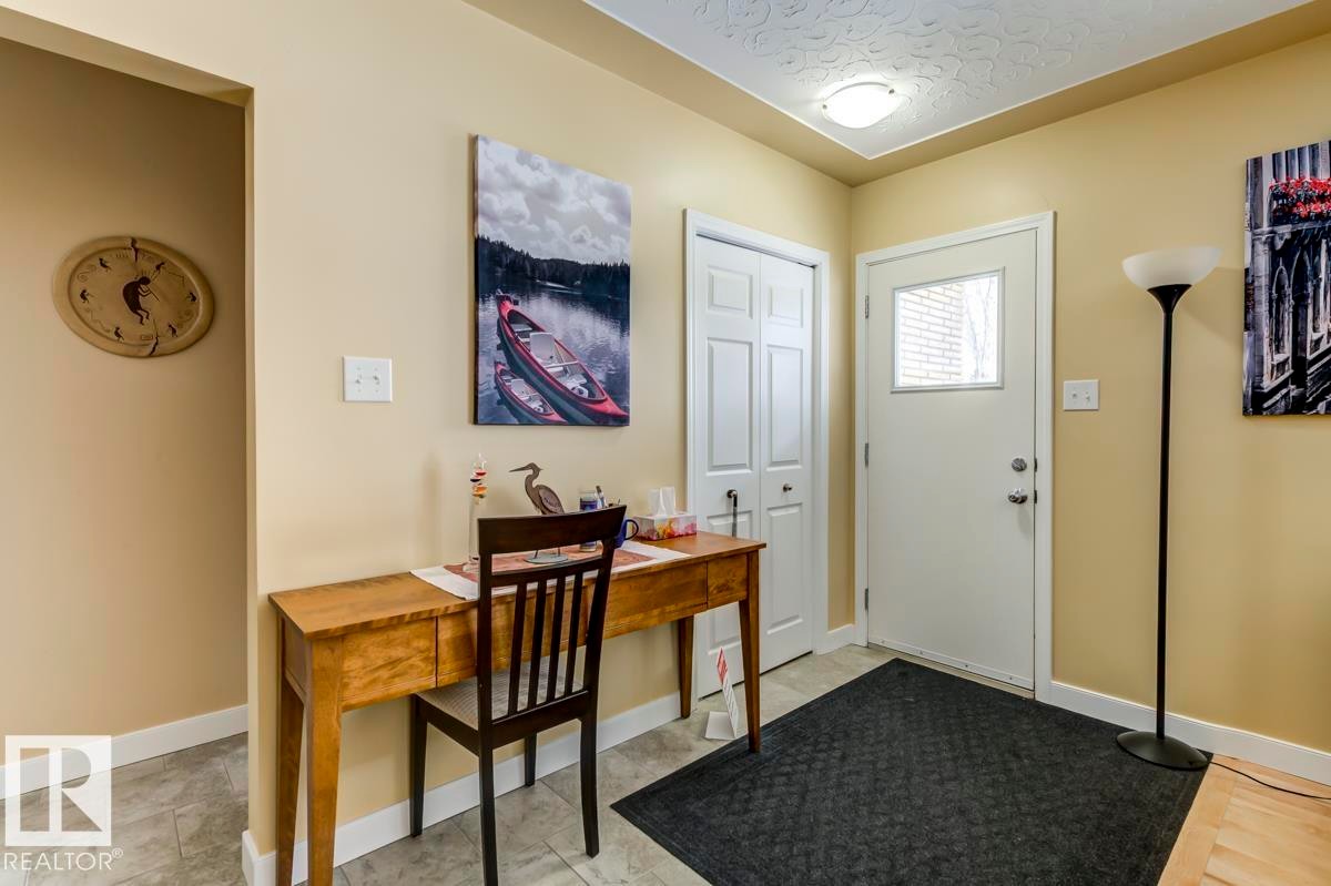 9819 67 Avenue, Edmonton, AB - Indoor Photo Showing Other Room