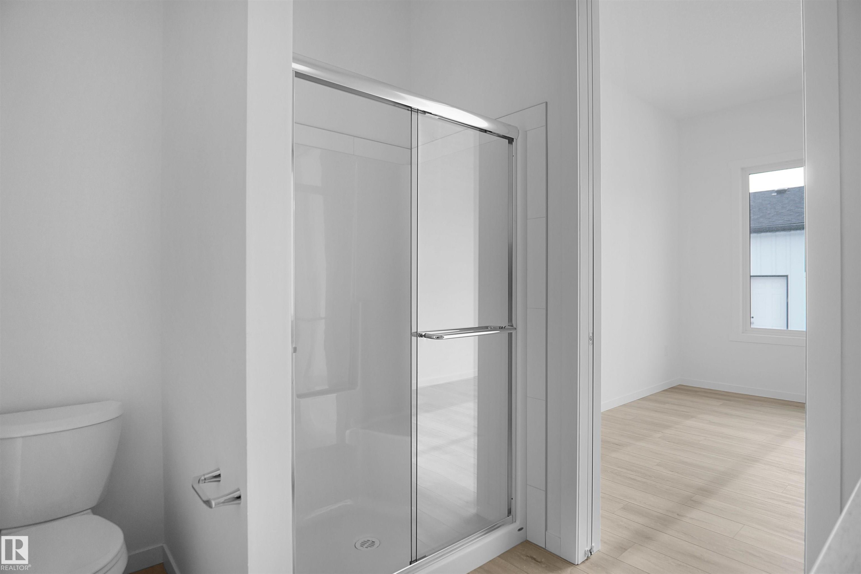 7519 Observer Lane, Edmonton, AB - Indoor Photo Showing Bathroom