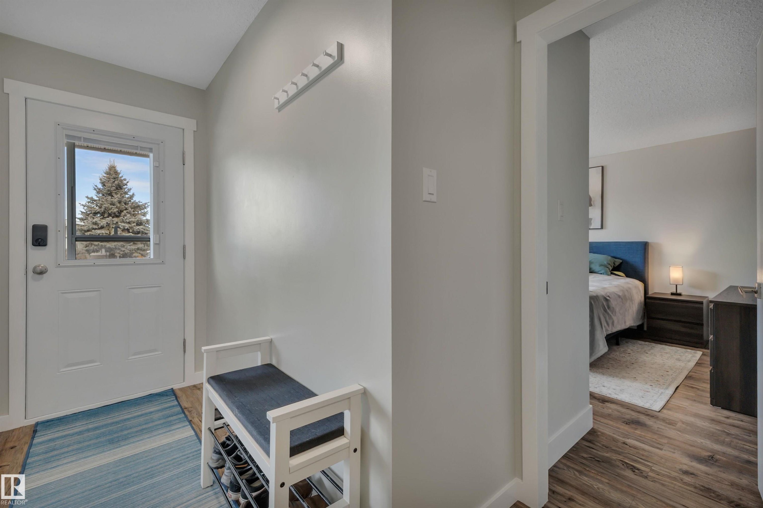 10435 39A Avenue, Edmonton, AB - Indoor Photo Showing Other Room