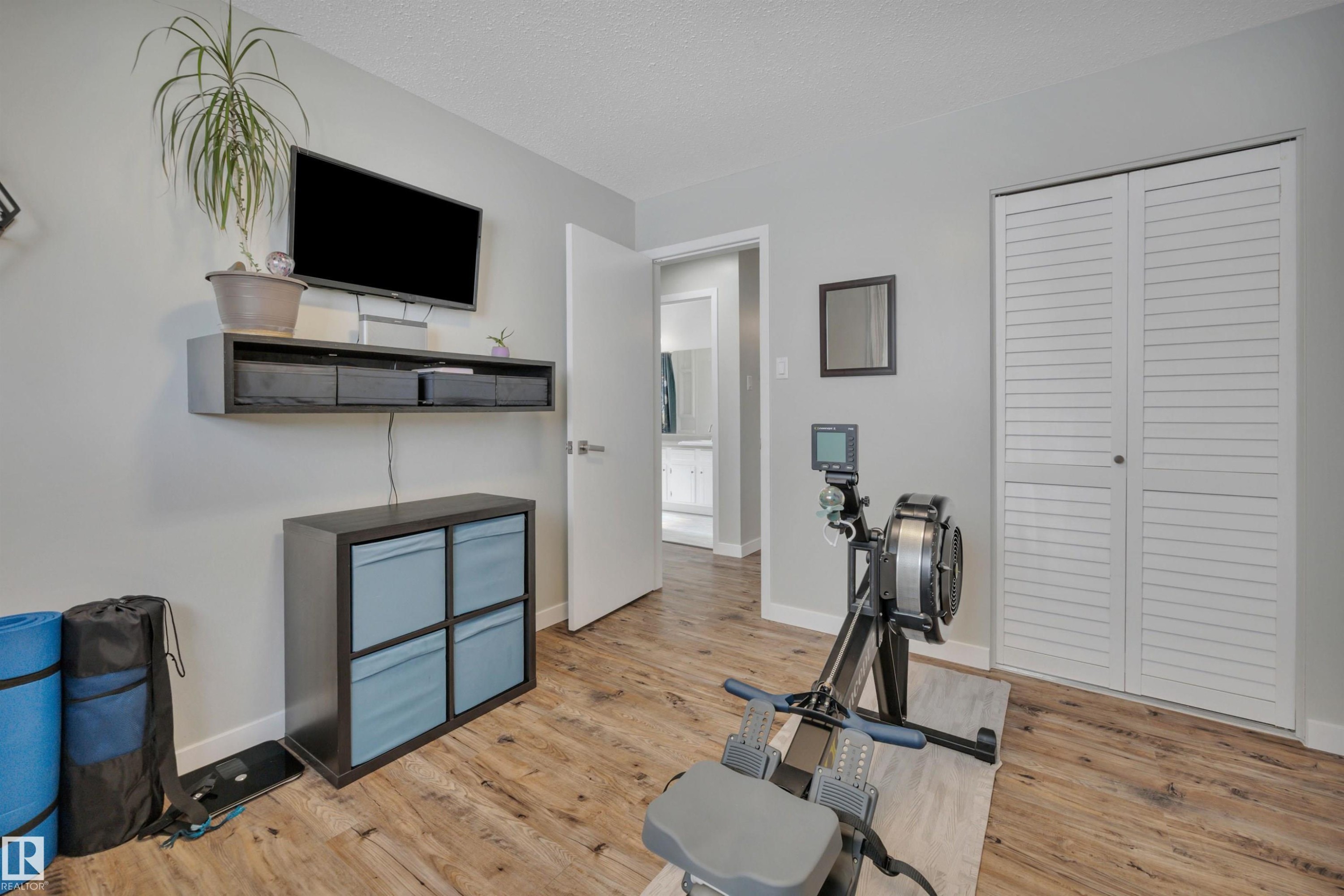 10435 39A Avenue, Edmonton, AB - Indoor