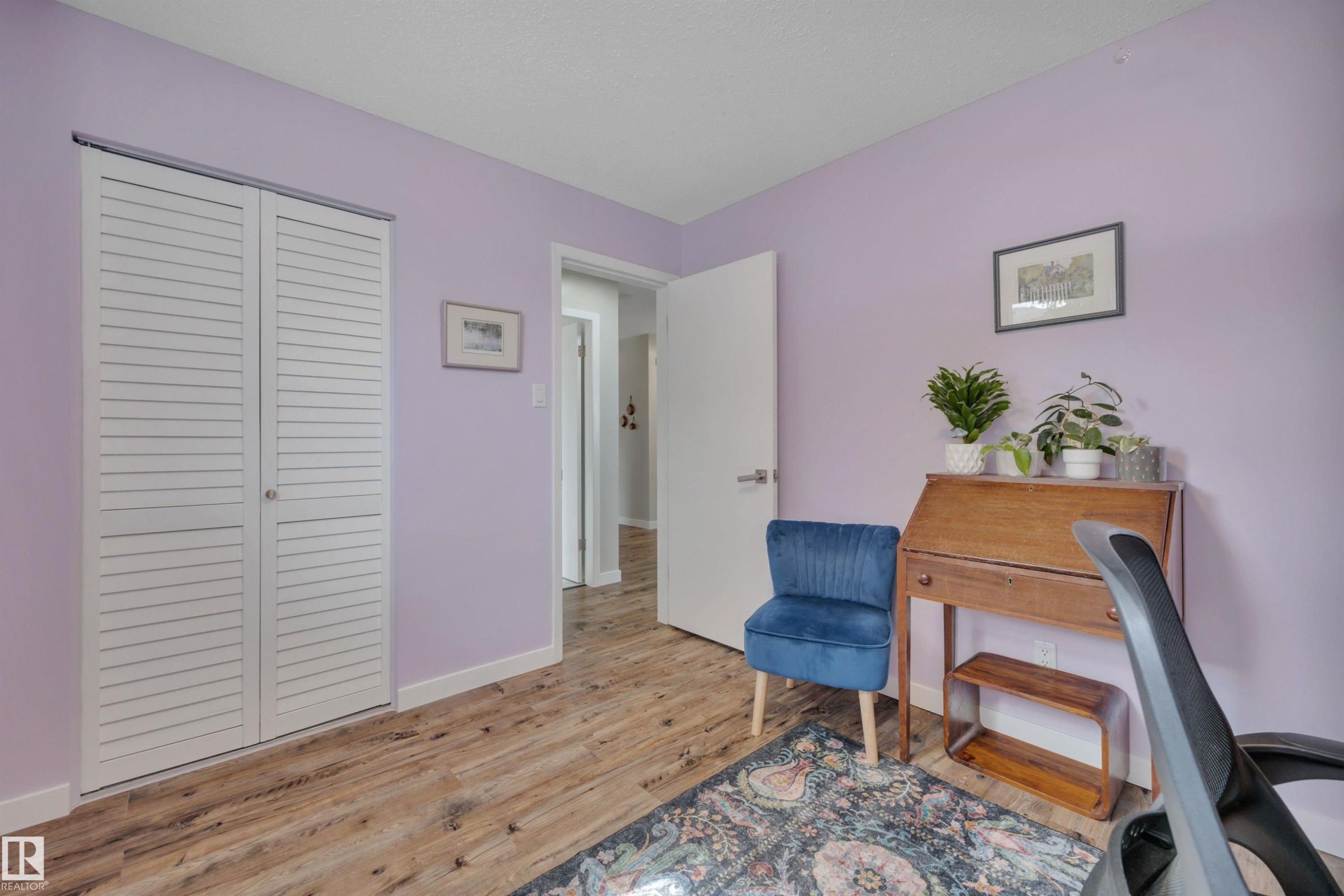 10435 39A Avenue, Edmonton, AB - Indoor Photo Showing Office