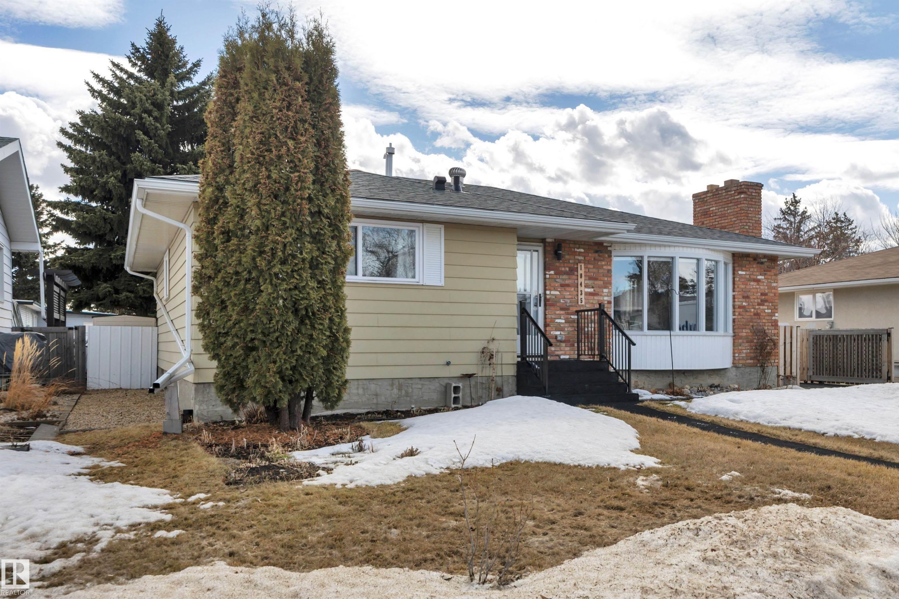 10435 39A Avenue, Edmonton, AB - Outdoor