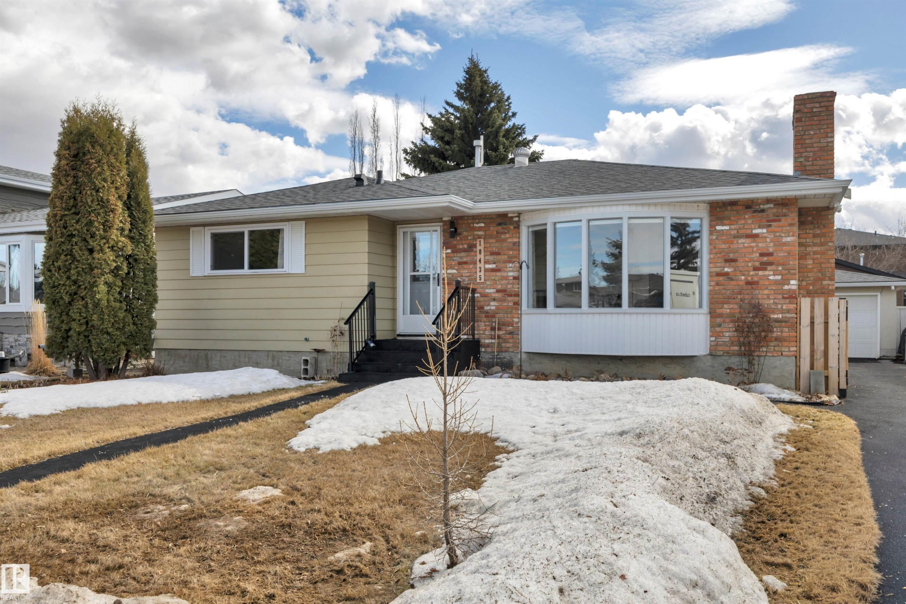 10435 39A Avenue, Edmonton, AB - Outdoor