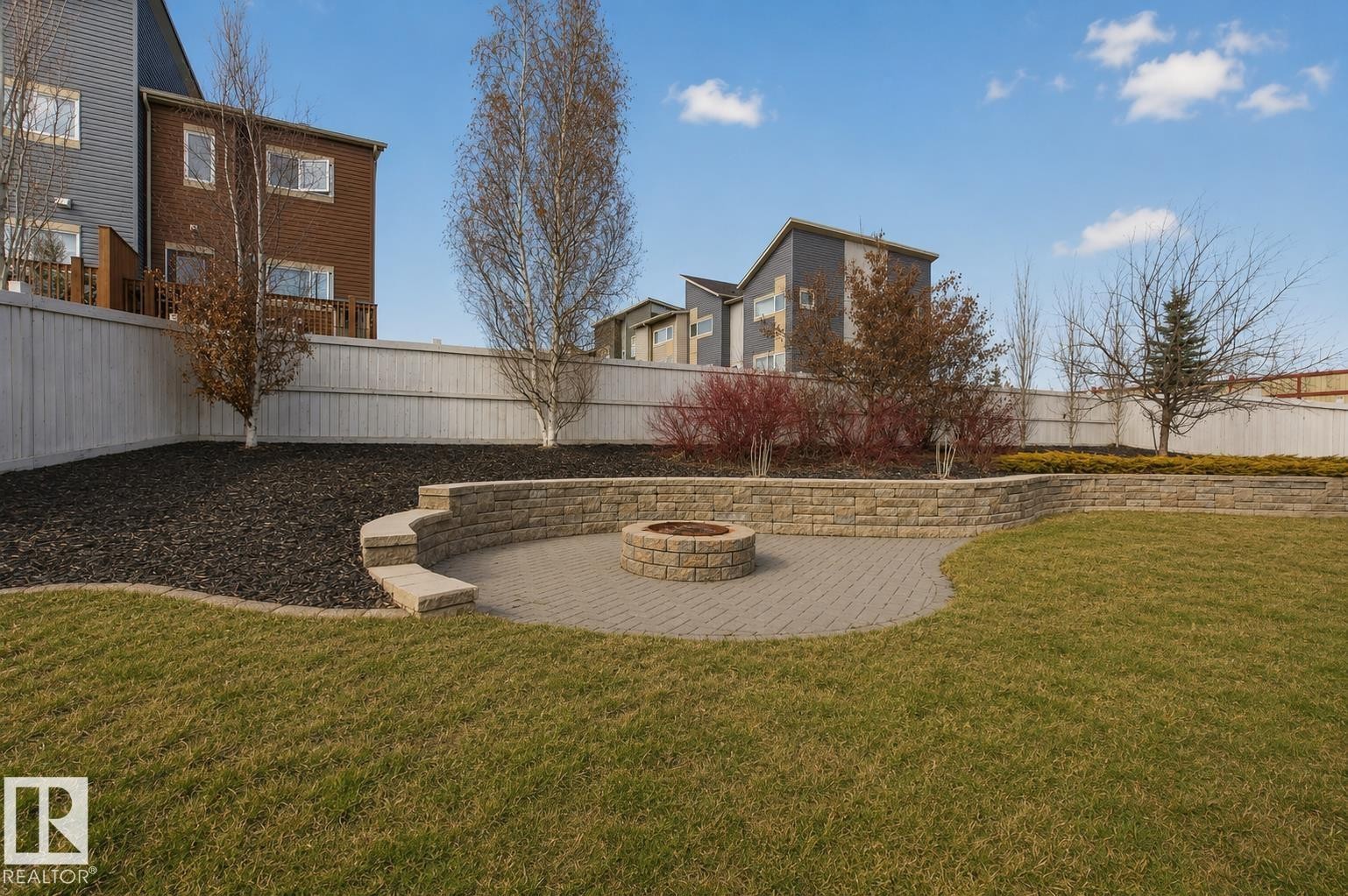 389 Simmonds Way, Leduc, AB - Outdoor