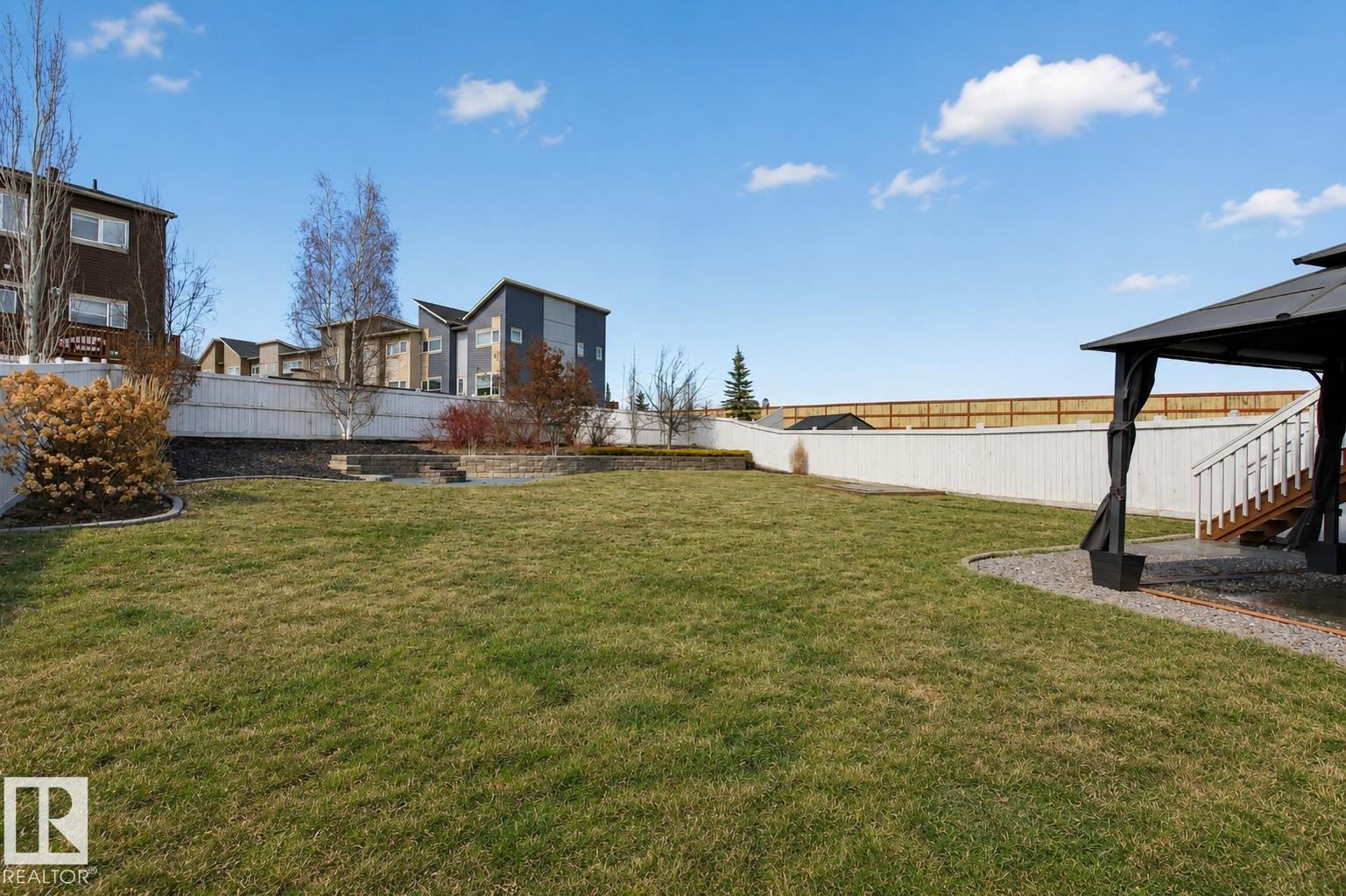 389 Simmonds Way, Leduc, AB - Outdoor
