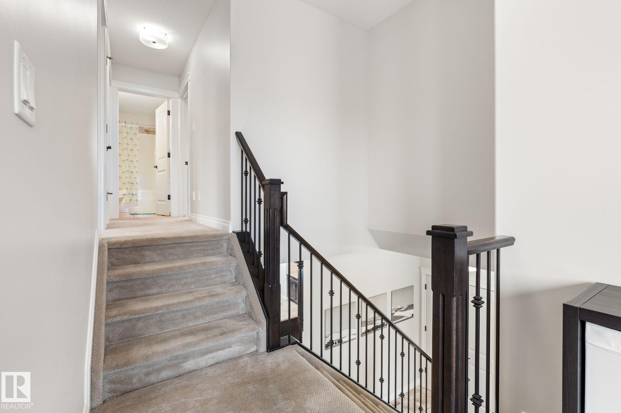 2 Longview Point(E), Spruce Grove, AB - Indoor Photo Showing Other Room