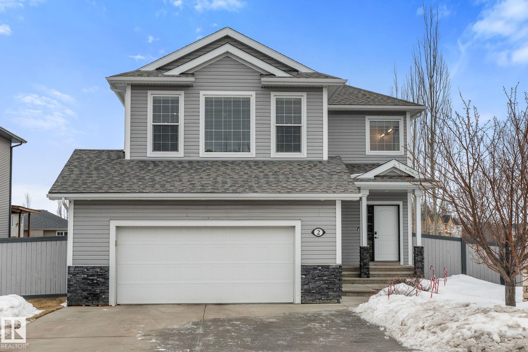 2 Longview Point(E), Spruce Grove, AB - Outdoor With Facade