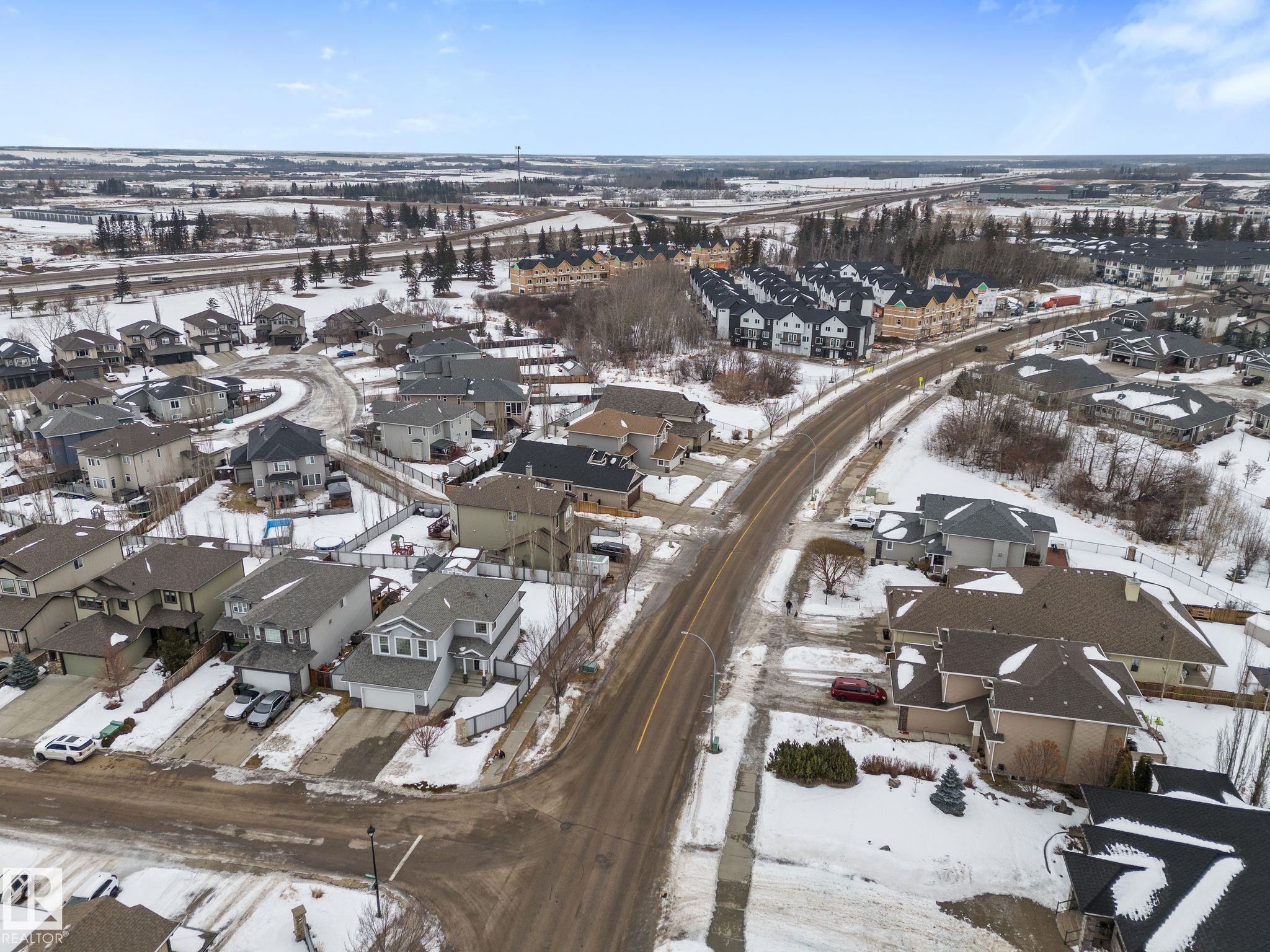 2 Longview Point(E), Spruce Grove, AB - Outdoor With View