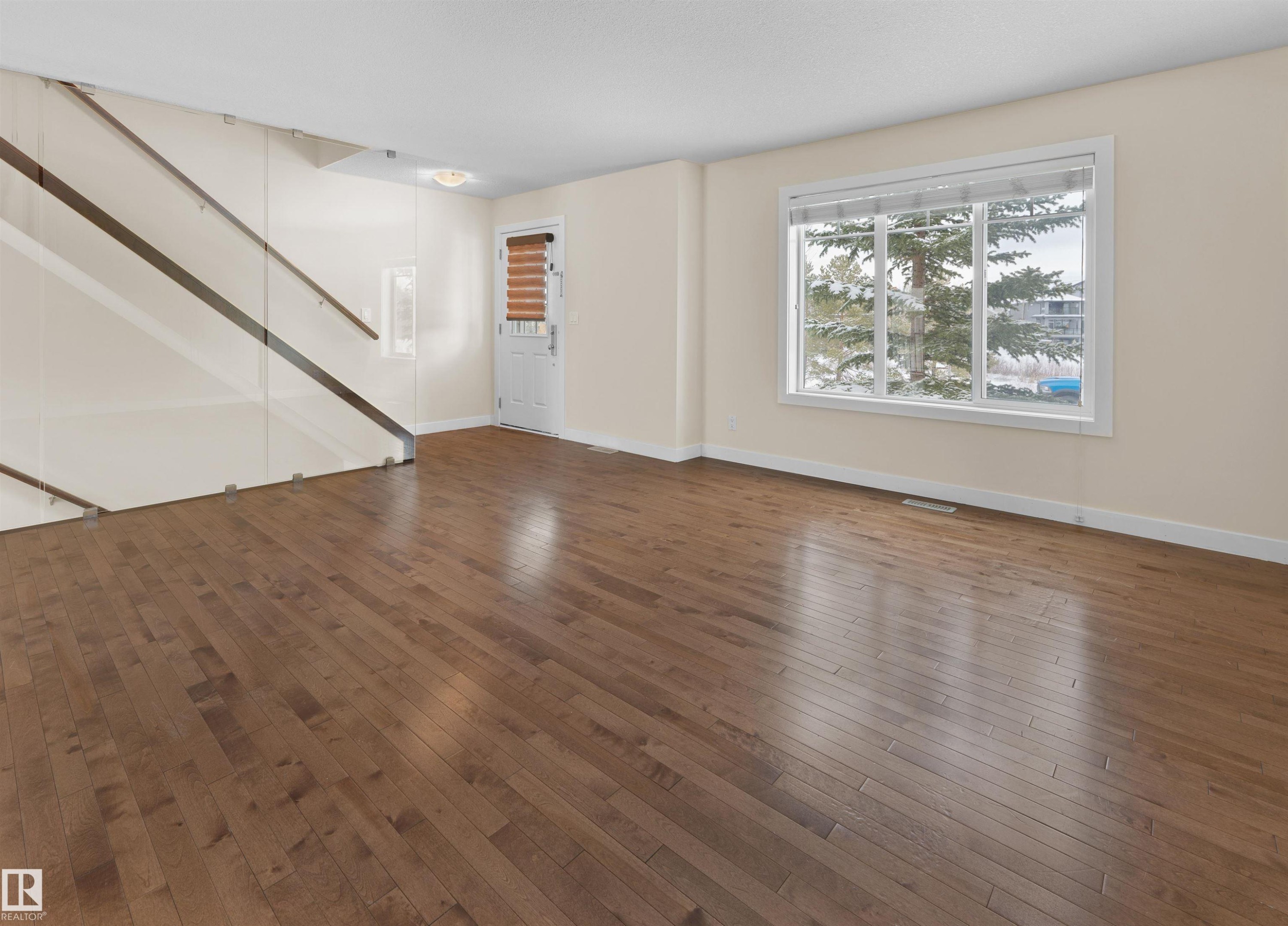 5908 Mullen Way, Edmonton, AB - Indoor Photo Showing Other Room