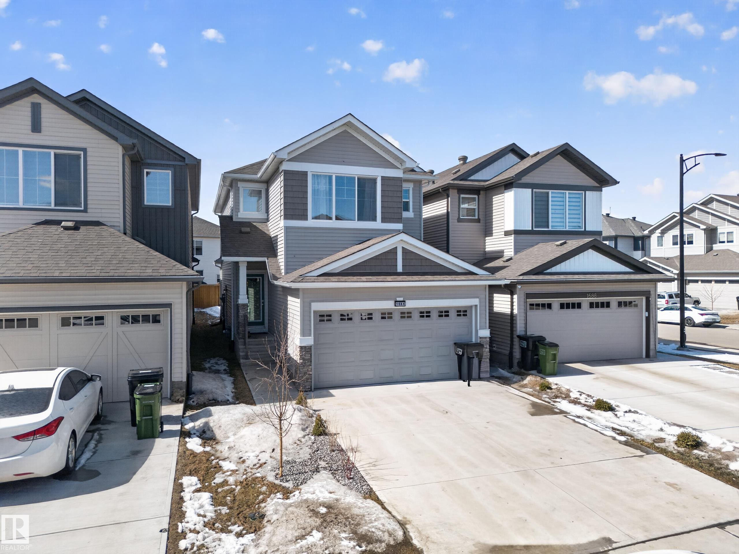 1684 12 Street, Edmonton, AB - Outdoor With Facade