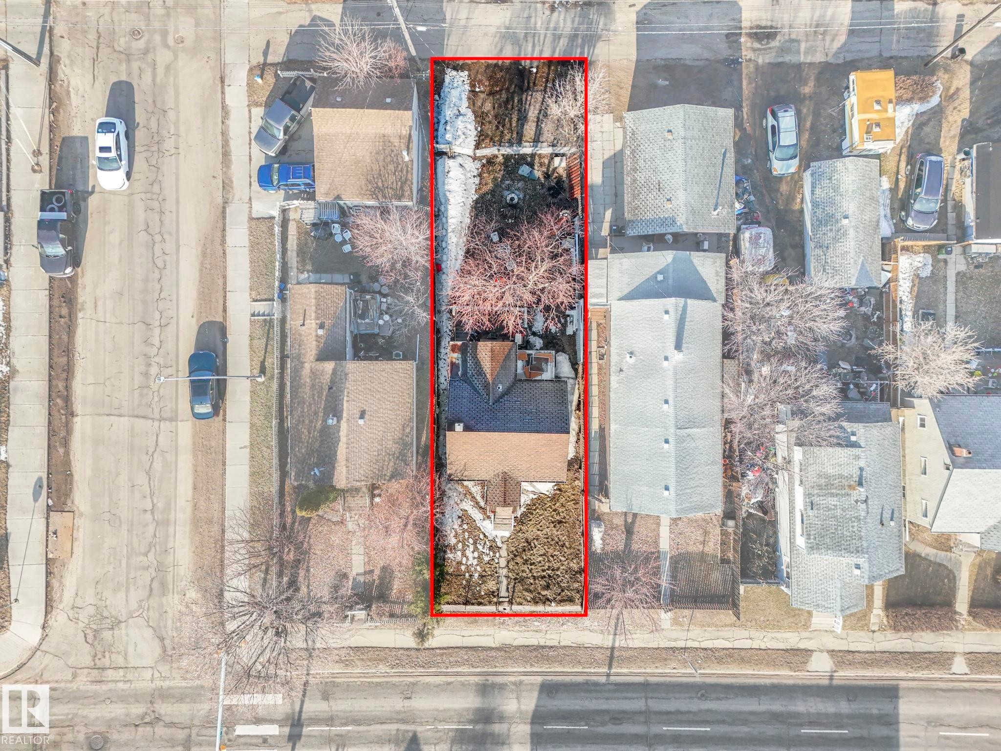 11706 80 Street, Edmonton, AB -