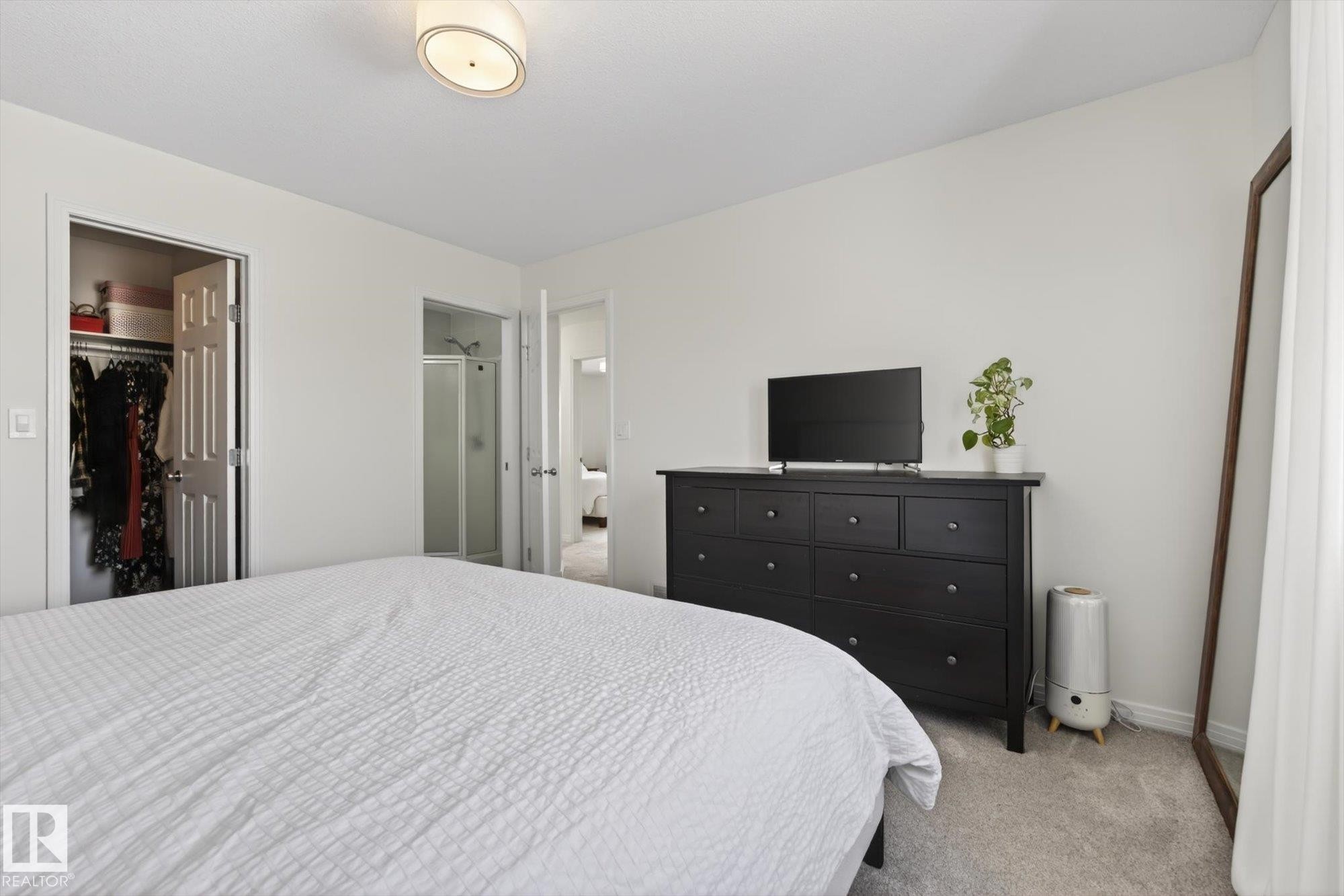 7 Escada Close, St. Albert, AB - Indoor Photo Showing Bedroom