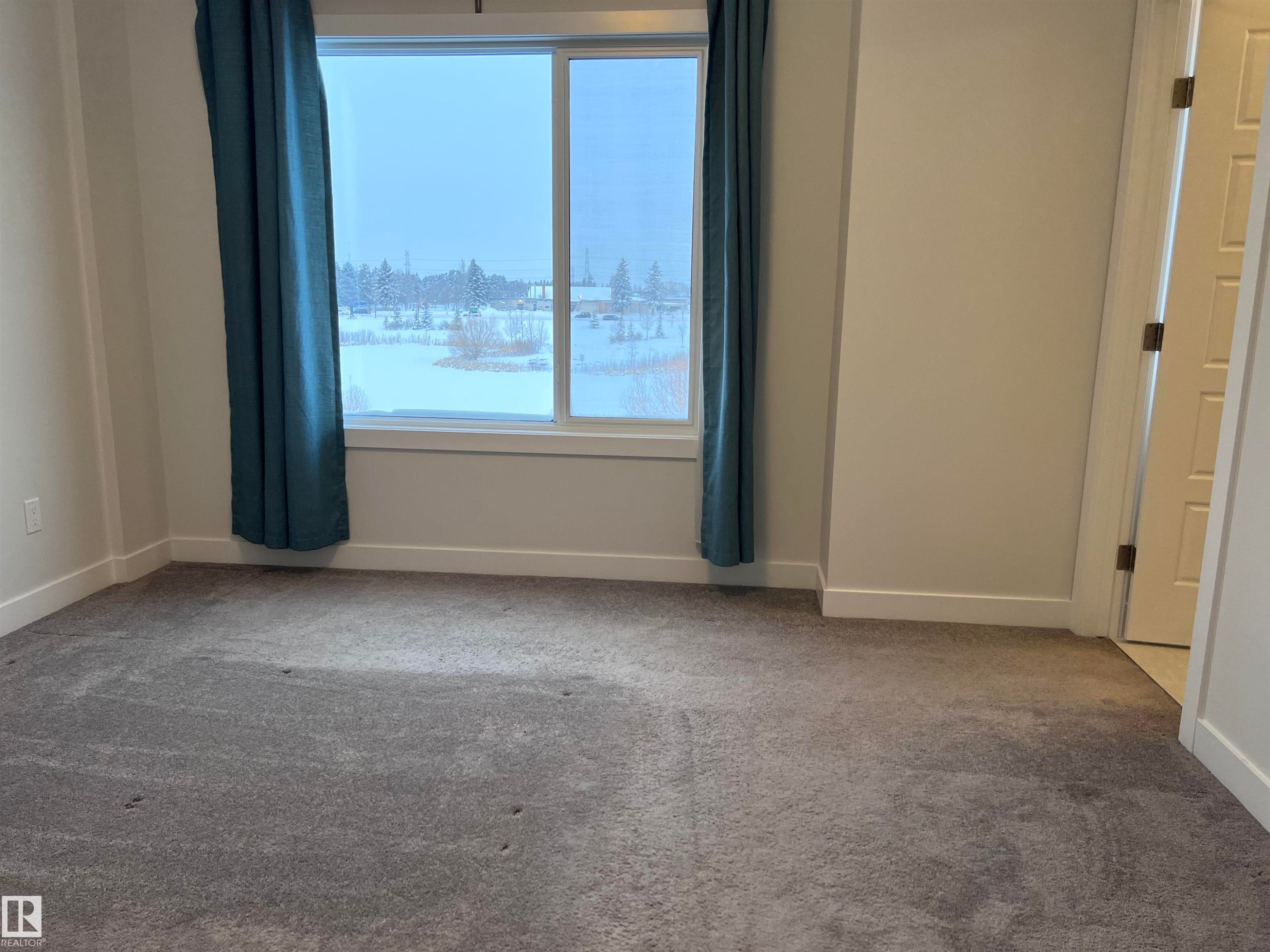 90 804 Welsh Drive, Edmonton, AB - Indoor Photo Showing Other Room
